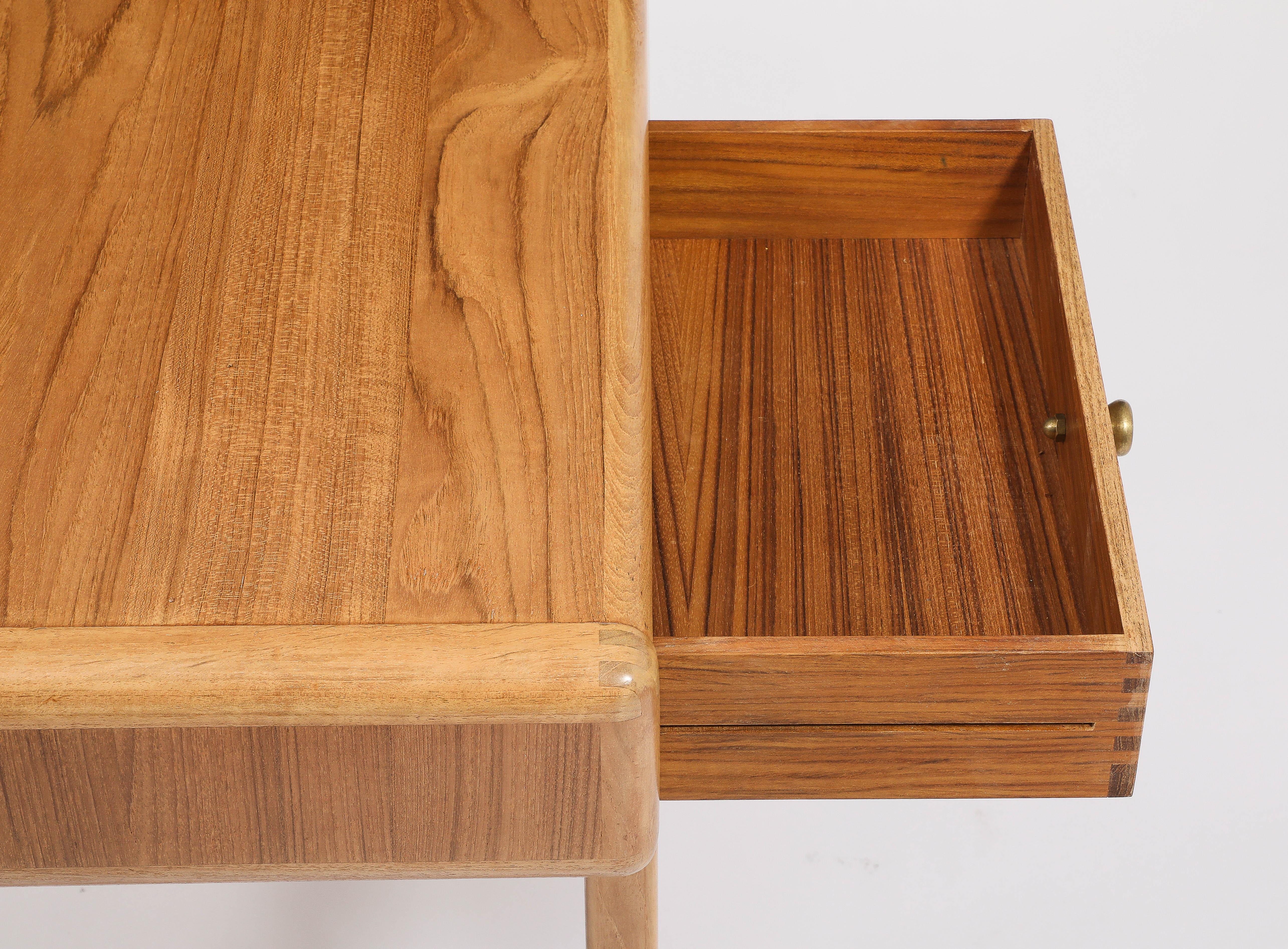 Light Danish Desk, Denmark 1950's For Sale 10