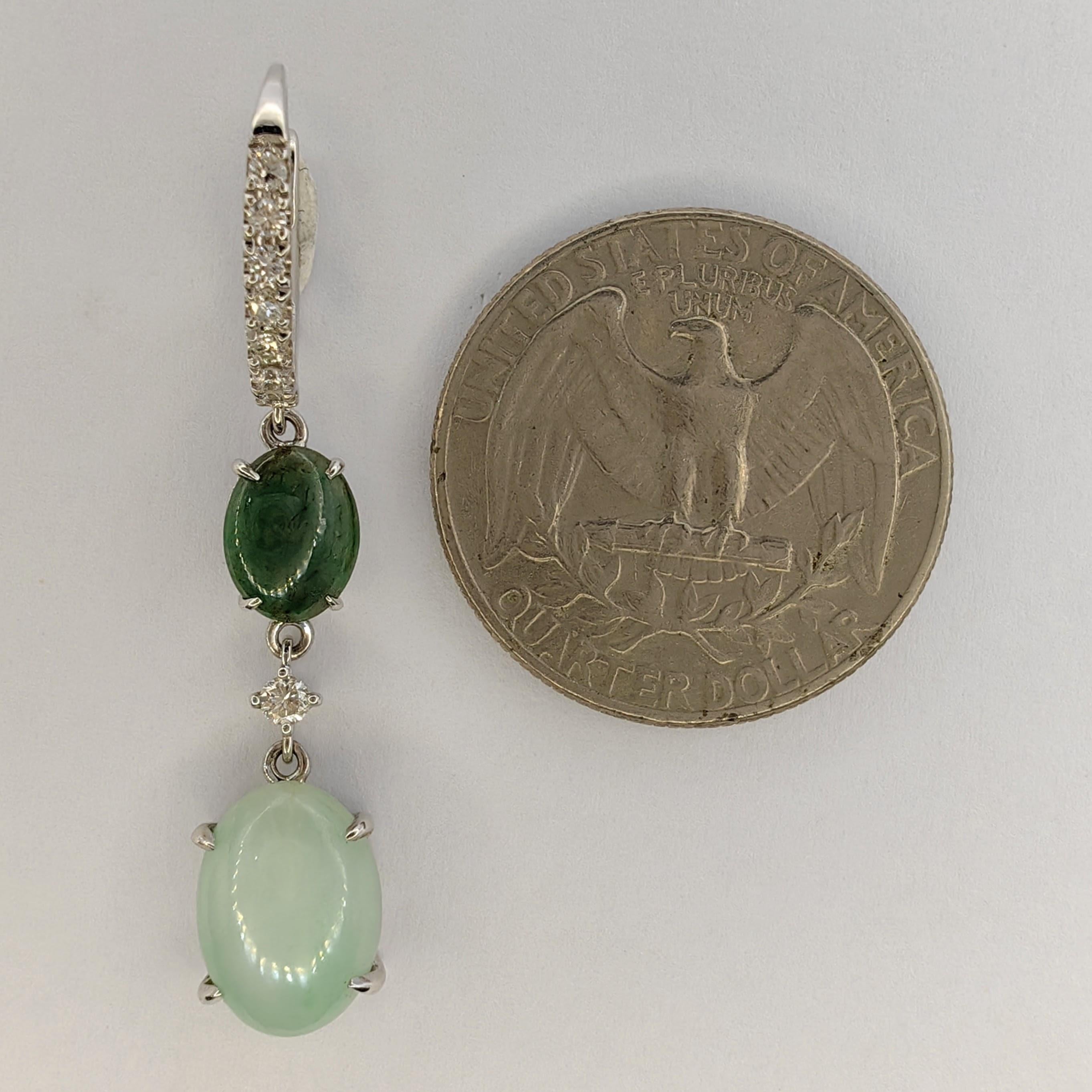 Light & Deep Green Burmese Jadeite Jade Diamond Dangling Earrings in 18K Gold In New Condition For Sale In Wan Chai District, HK
