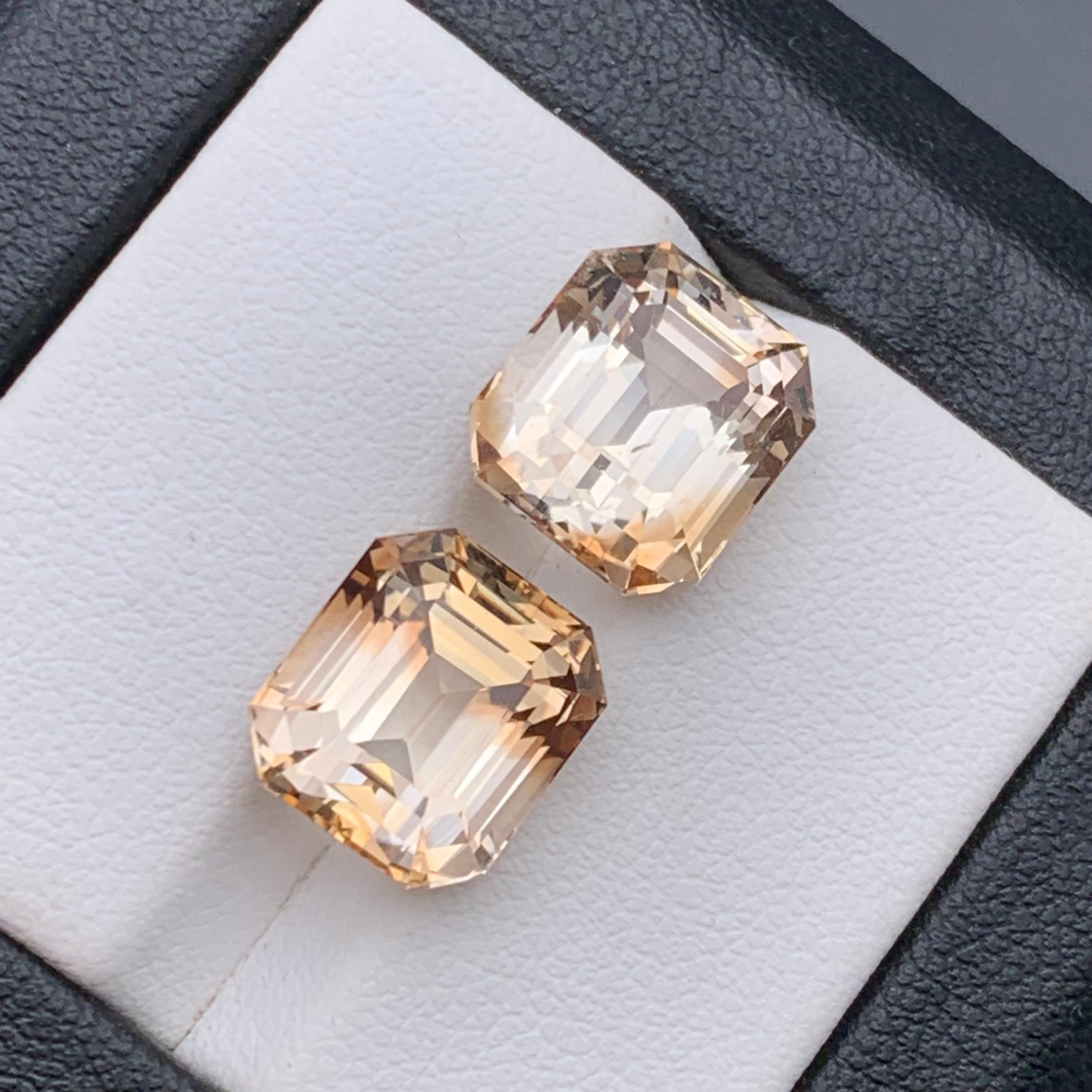 Light Golden Brown Natural Topaz Loose Gemstones Pair Set 15.80 Ct Emerald Cut For Sale 5