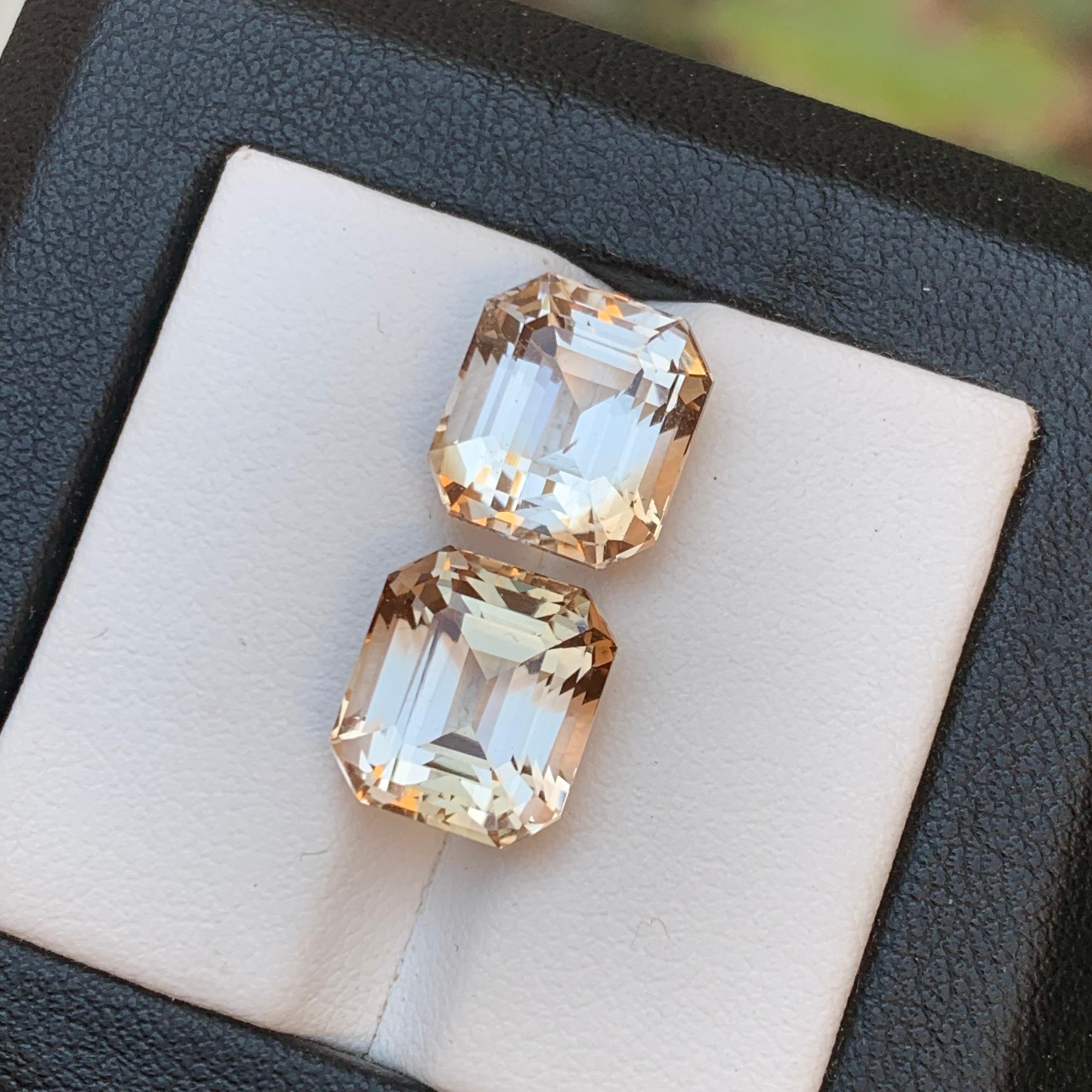 Light Golden Brown Natural Topaz Loose Gemstones Pair Set 15.80 Ct Emerald Cut For Sale 9