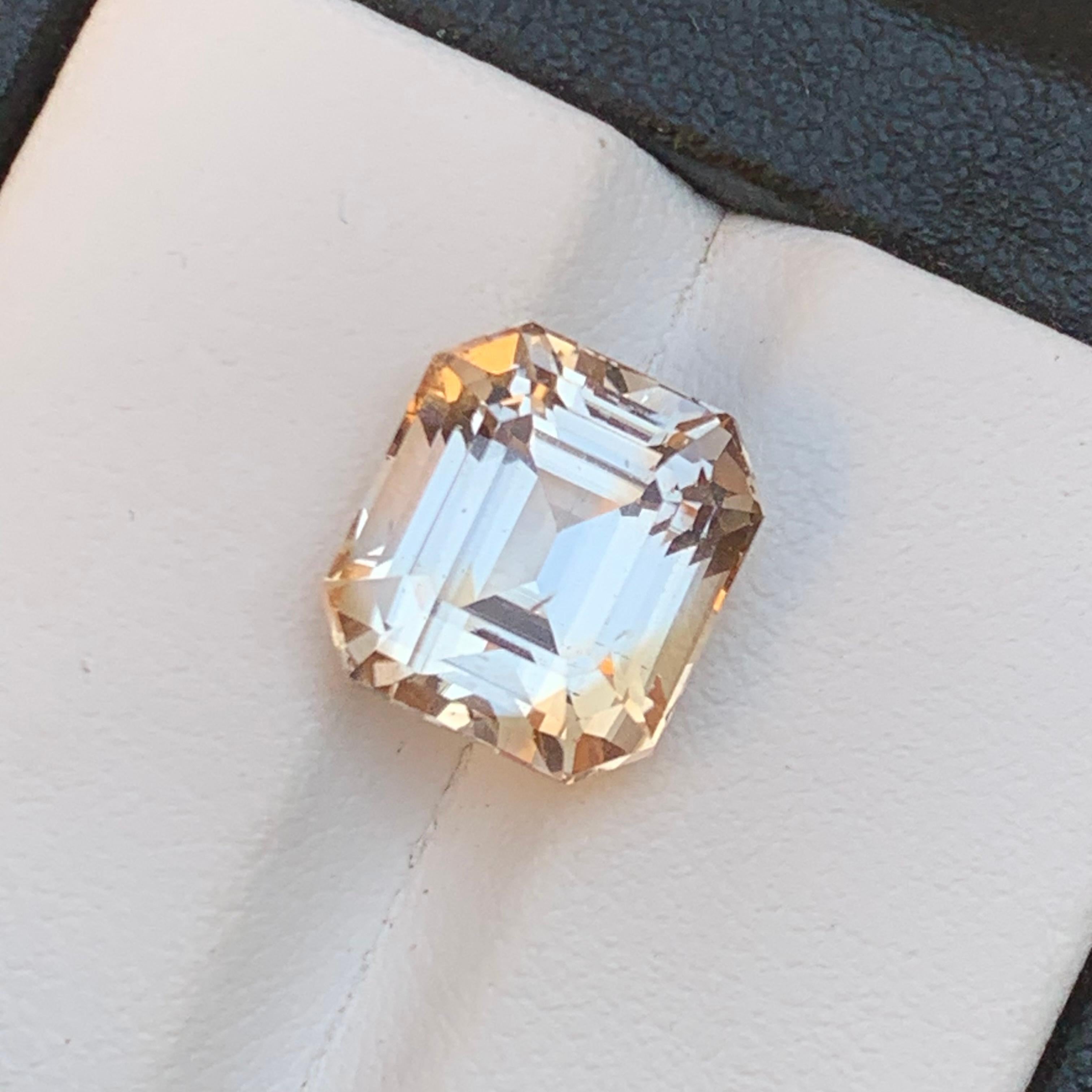 Light Golden Natural Topaz Ring, Anhänger Loser Edelstein 7.80 Ct Step Emerald Cut im Angebot 4