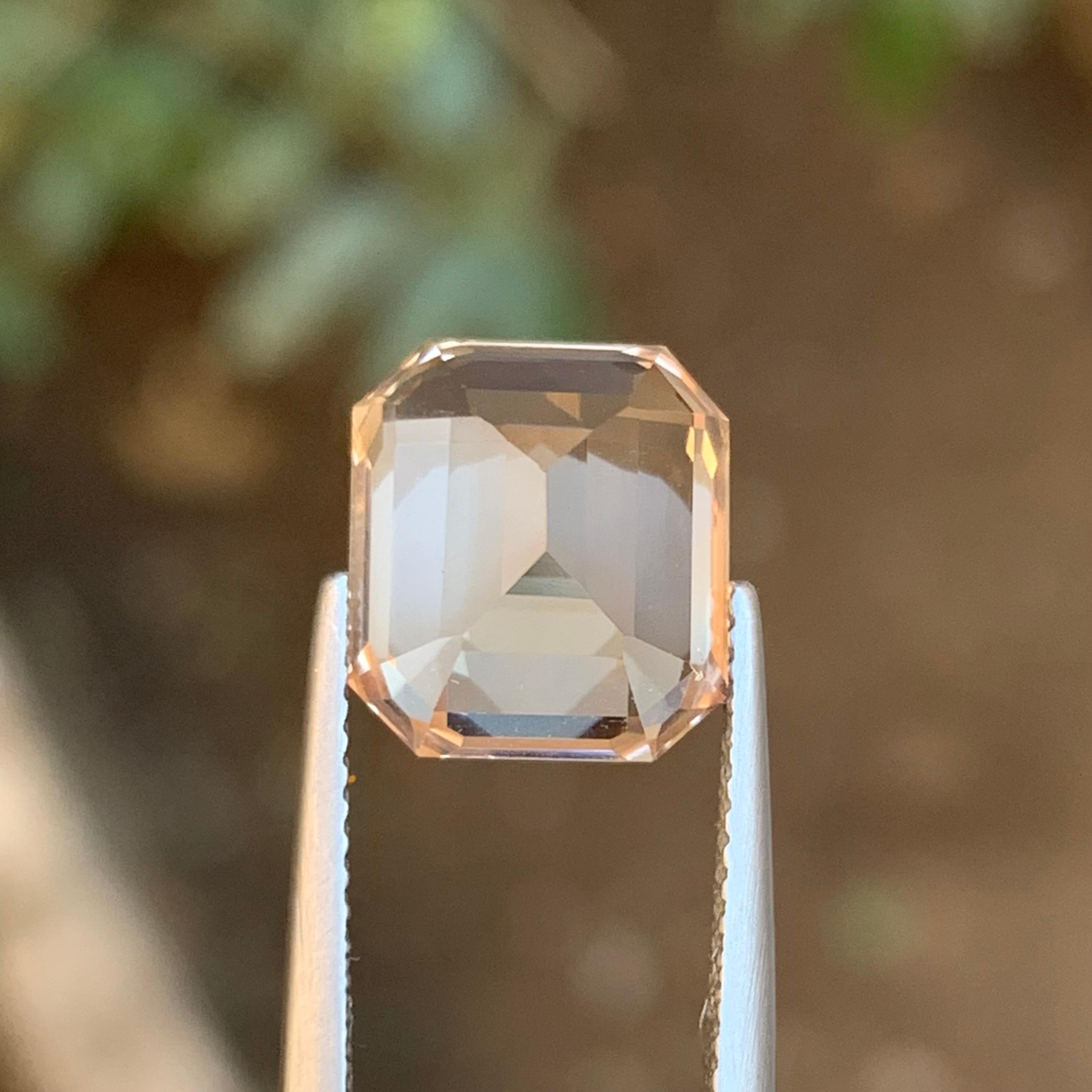 Bague et pendentif en Topaze Naturelle Lights Golden, pierres précieuses en vrac 7.95 Ct Step Emerald Cut en vente 1