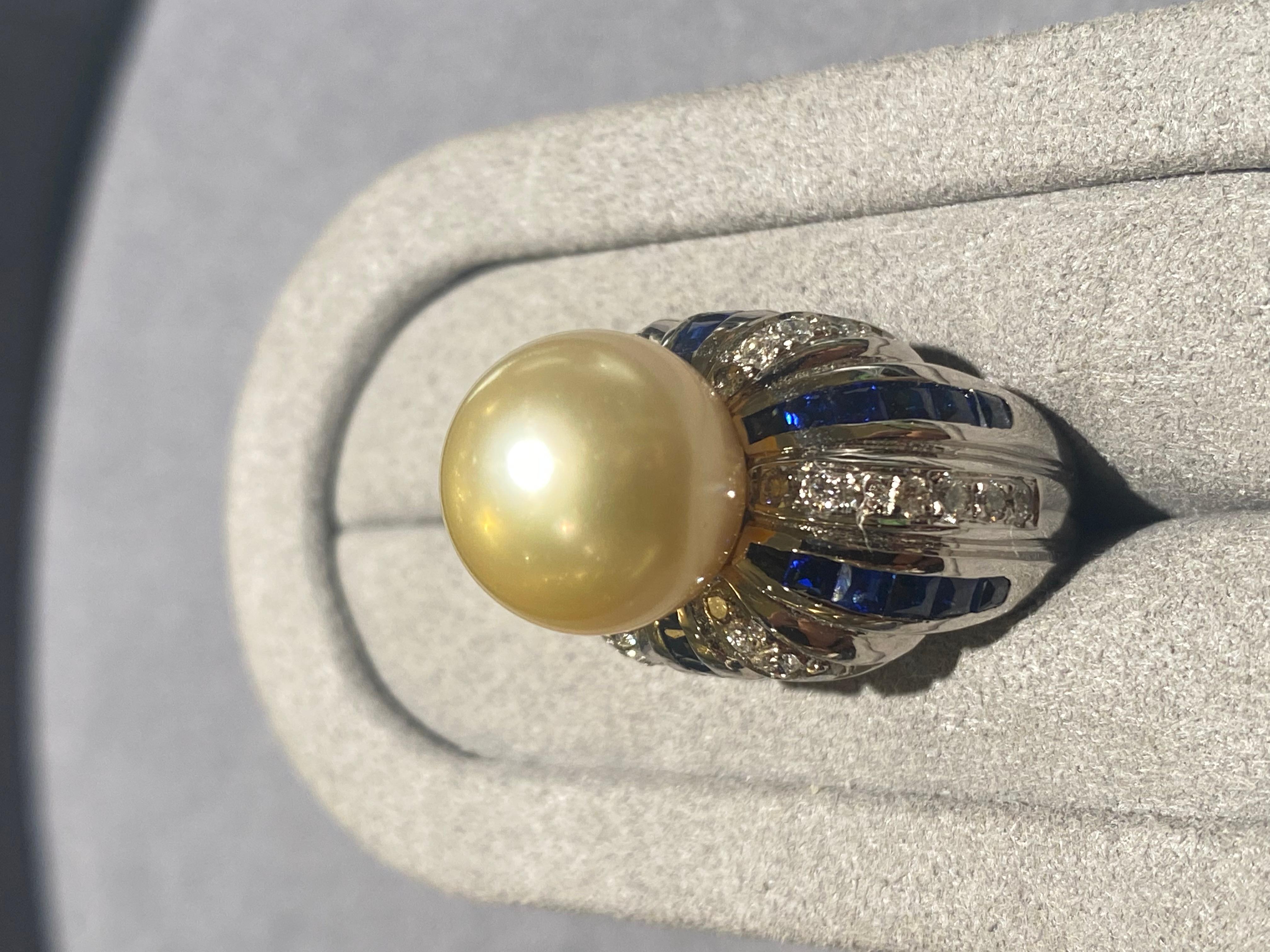 Women's or Men's Light Golden South Sea Pearl Diamond and Sapphire Ring in 18k White Gold For Sale
