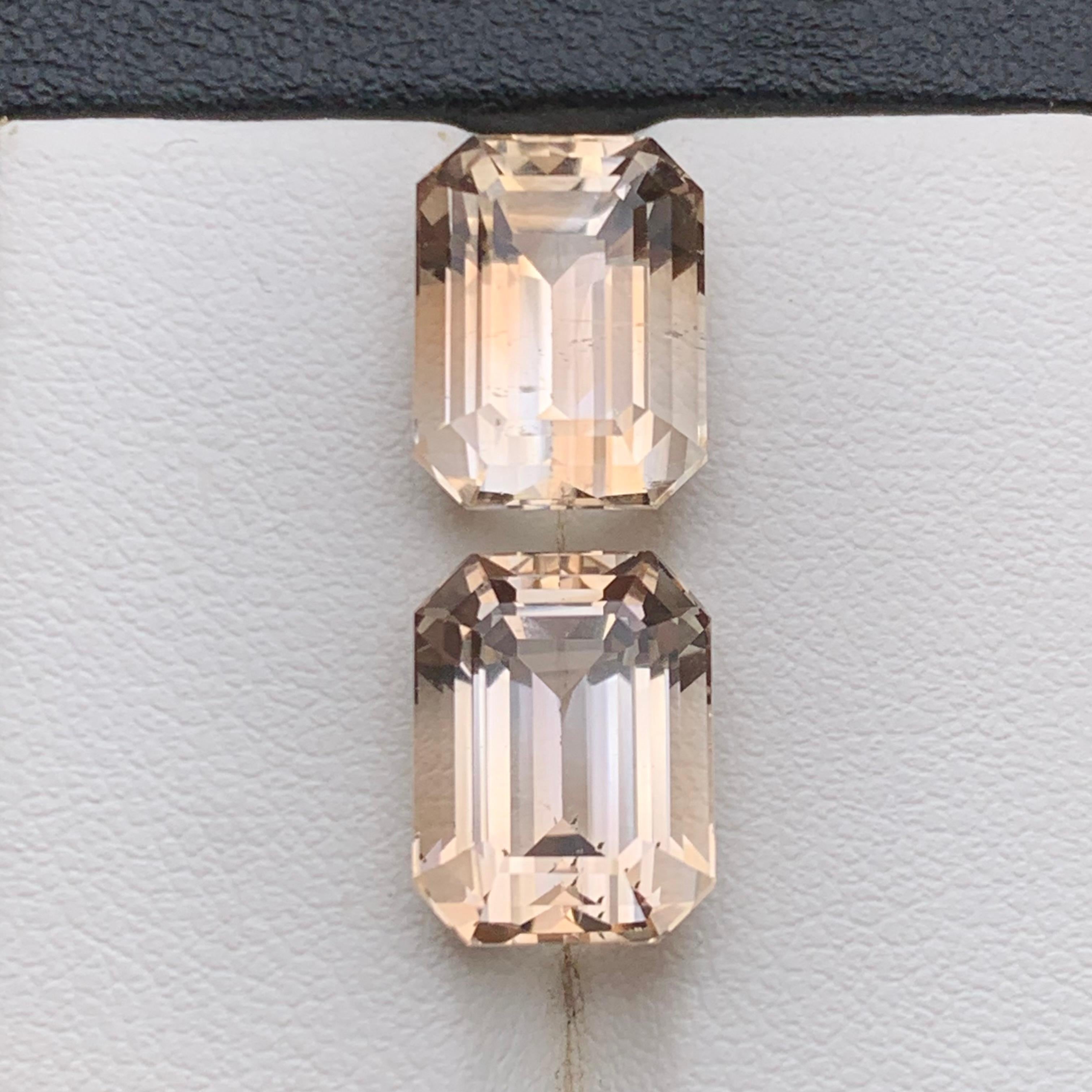 Light Golden Topaz 15.78 Natürliche lose Edelsteine Paar Smaragdschliff für Ohrringe im Zustand „Neu“ im Angebot in Peshawar, PK