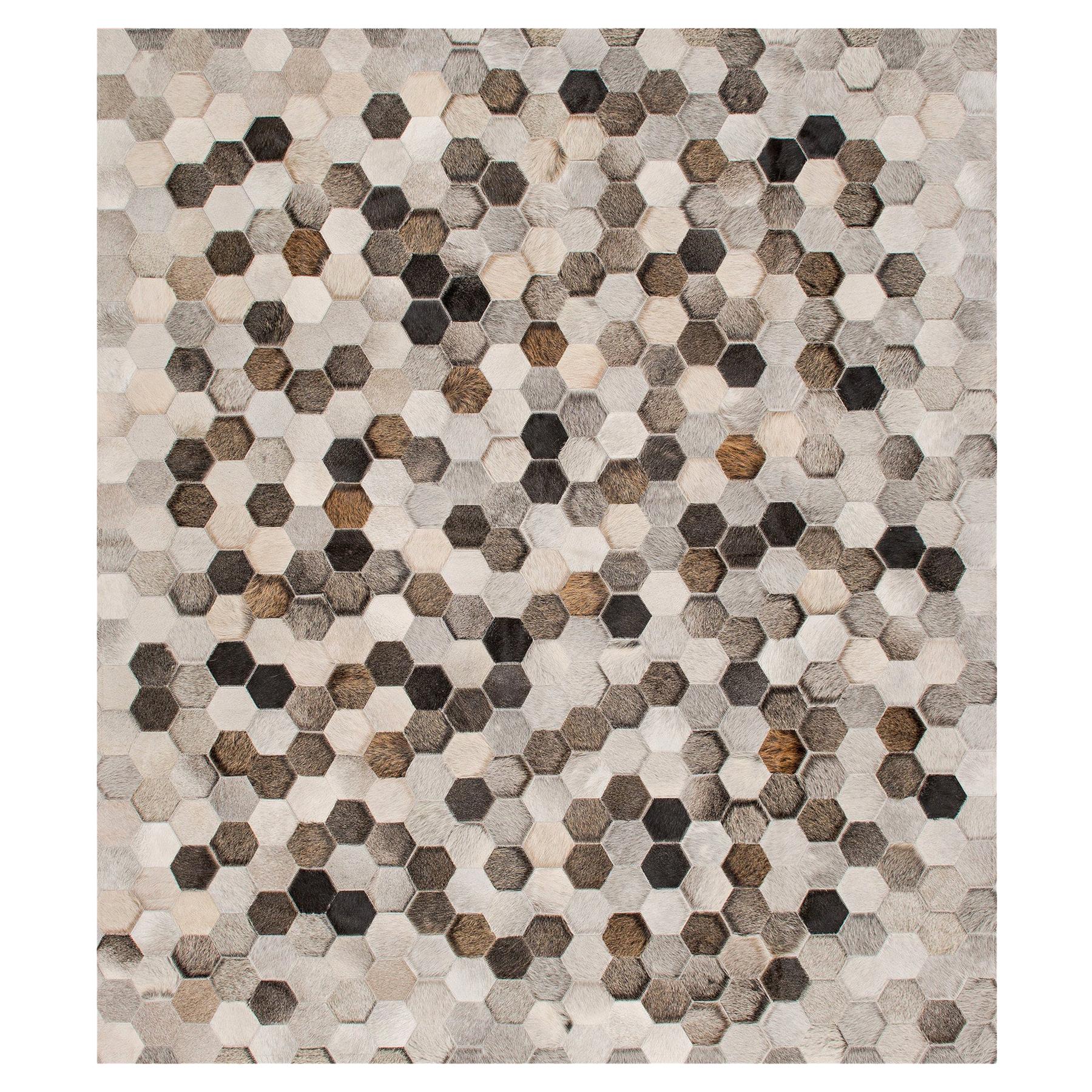 Light Gray and Dark Gray Customizable Angulo Cowhide Area Floor Rug Medium For Sale
