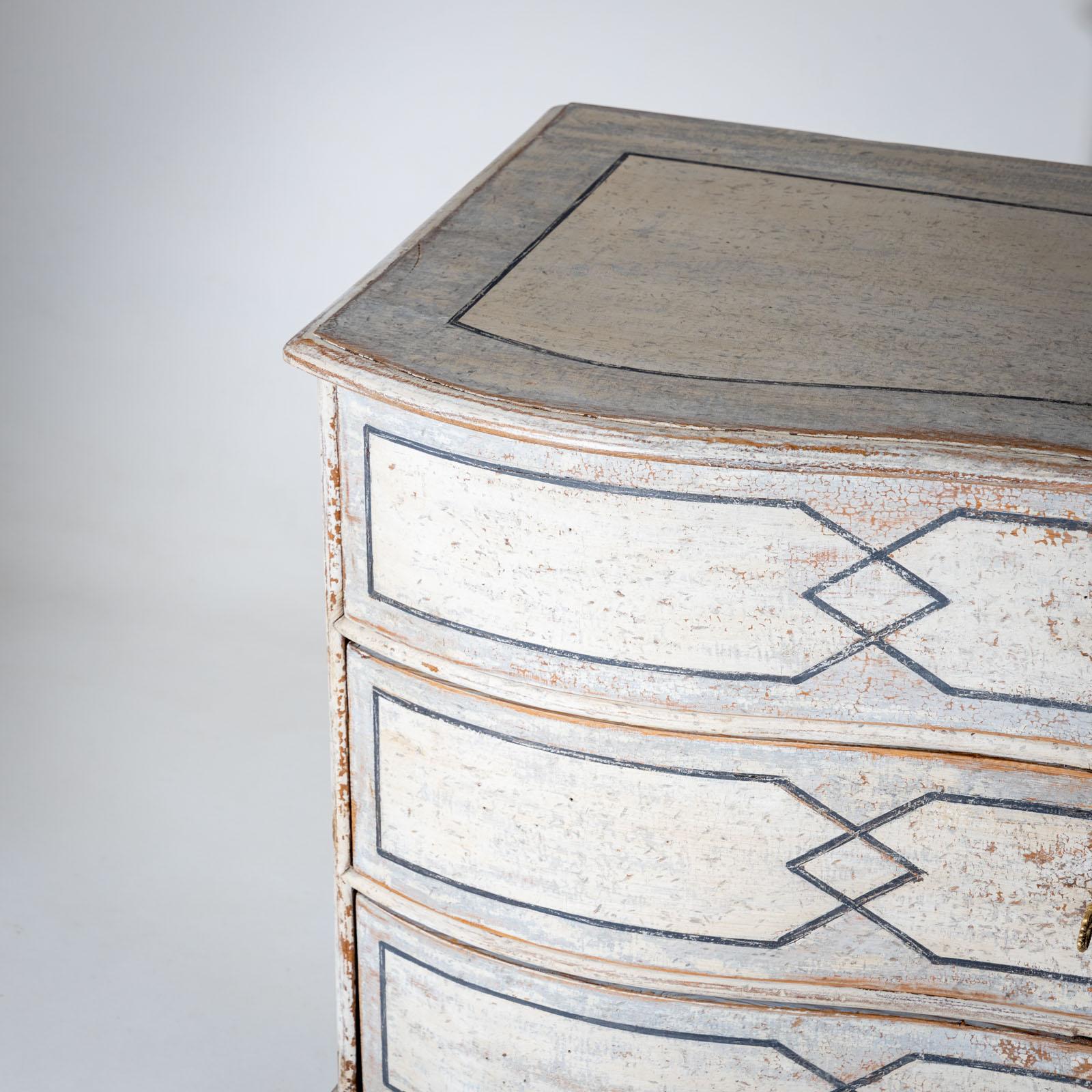 18th Century and Earlier Light gray baroque chest of drawers, 18th century For Sale