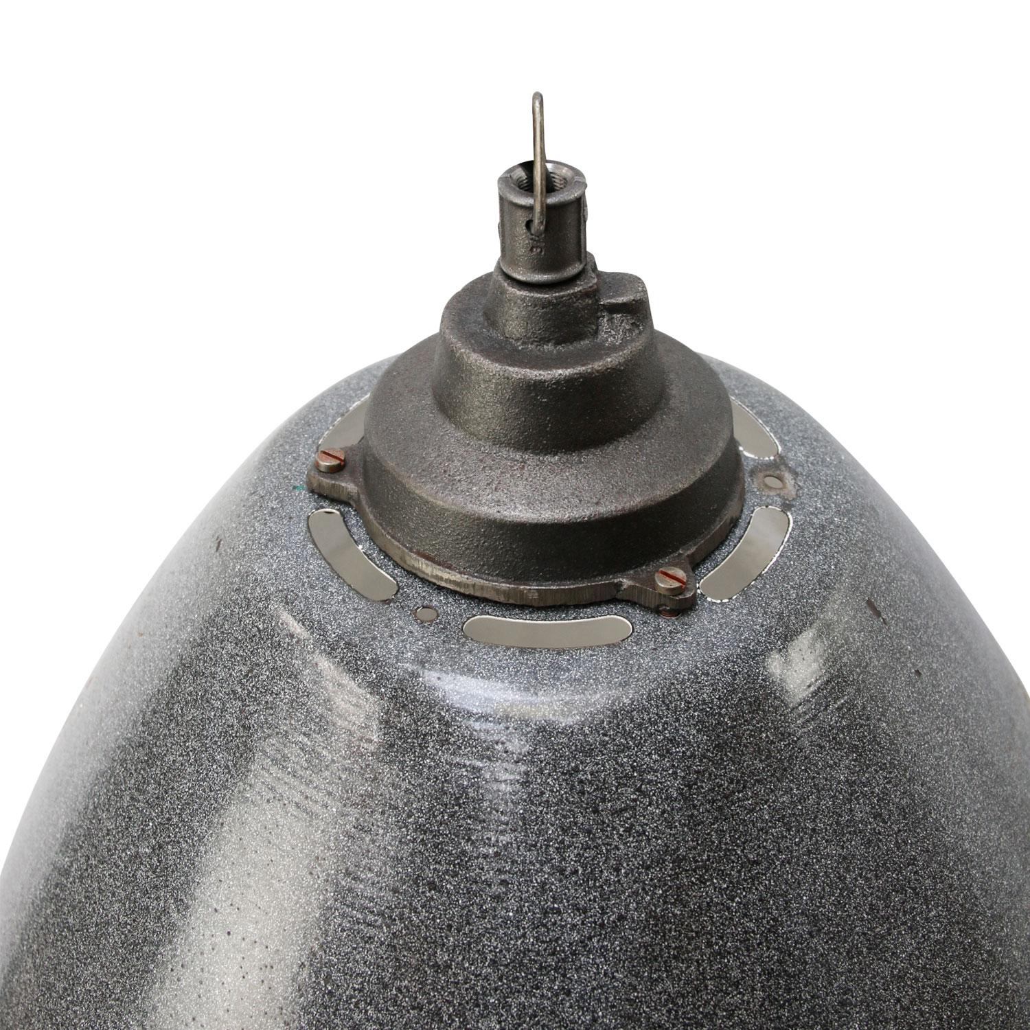 Calco Luci a sospensione in ghisa industriale vintage con smalto grigio chiaro in vendita