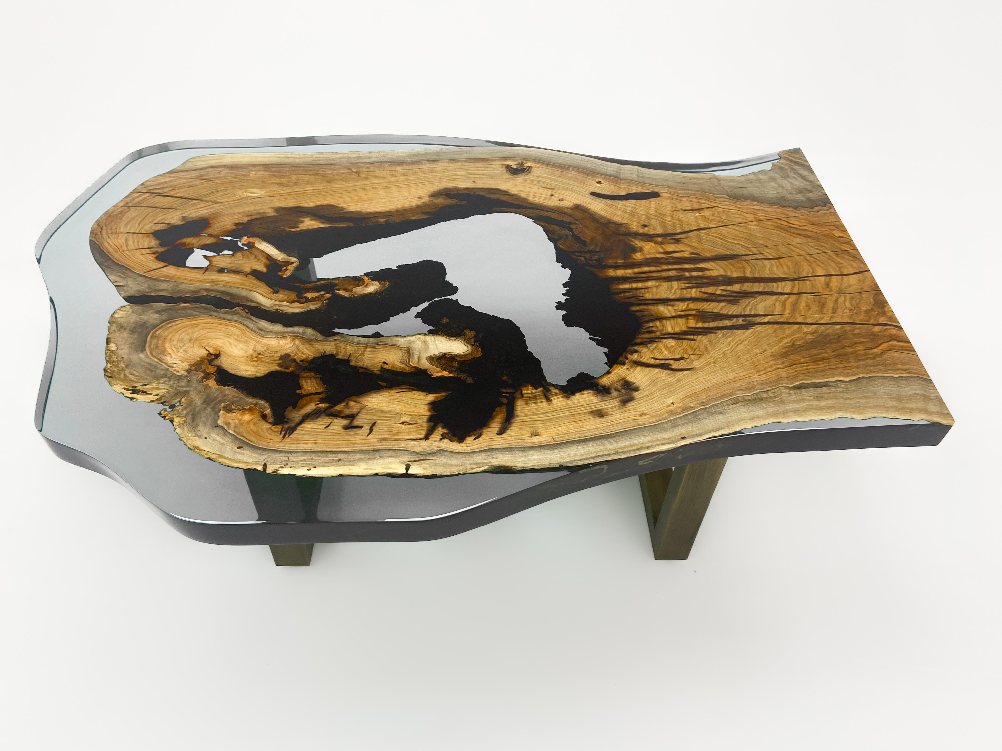 Turkish Light Gray Epoxy Resin Coffee Table For Sale
