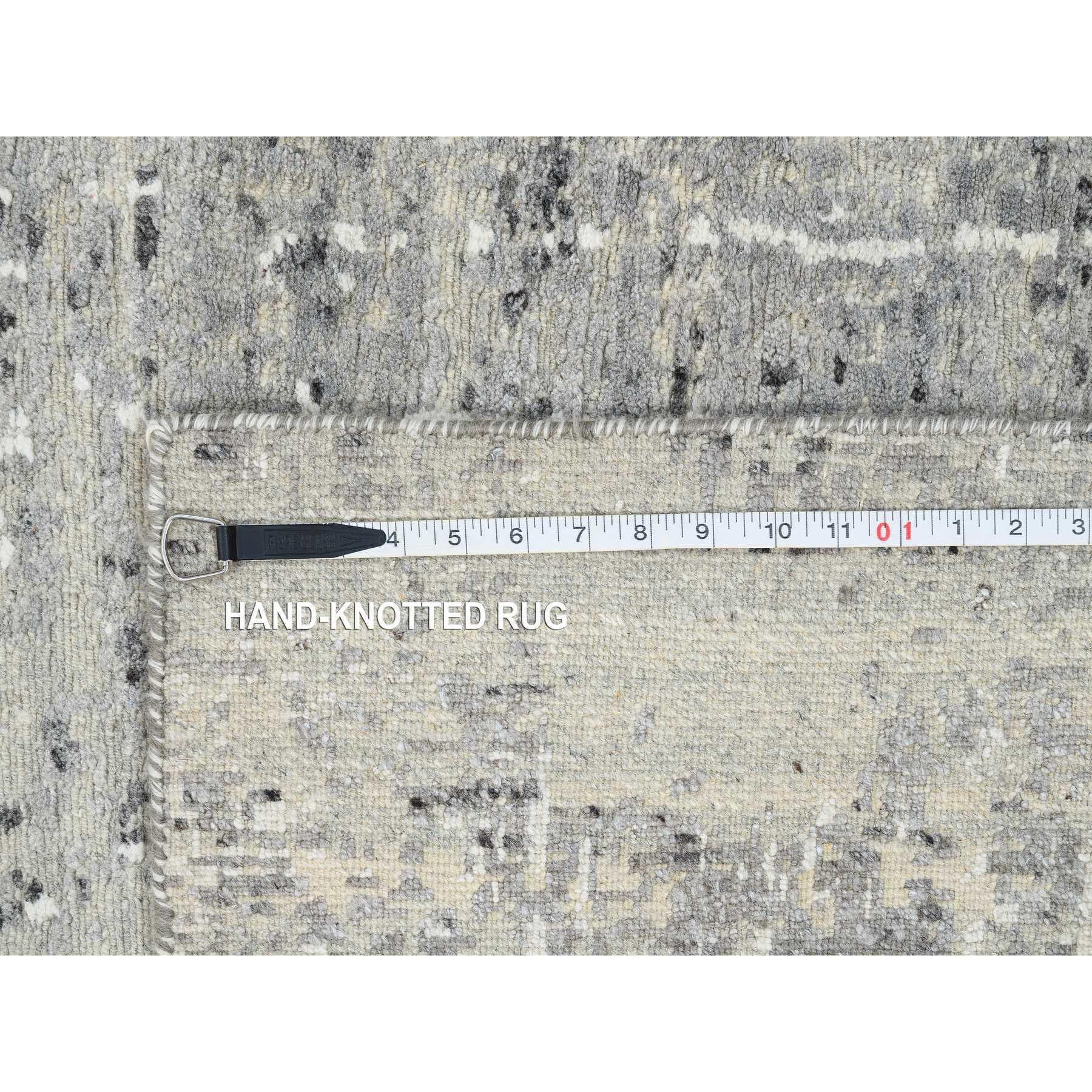 Tappeto Runner Grigio Chiaro in Lana Annodata a Mano dal Design Moderno (a) Gallery 6'0