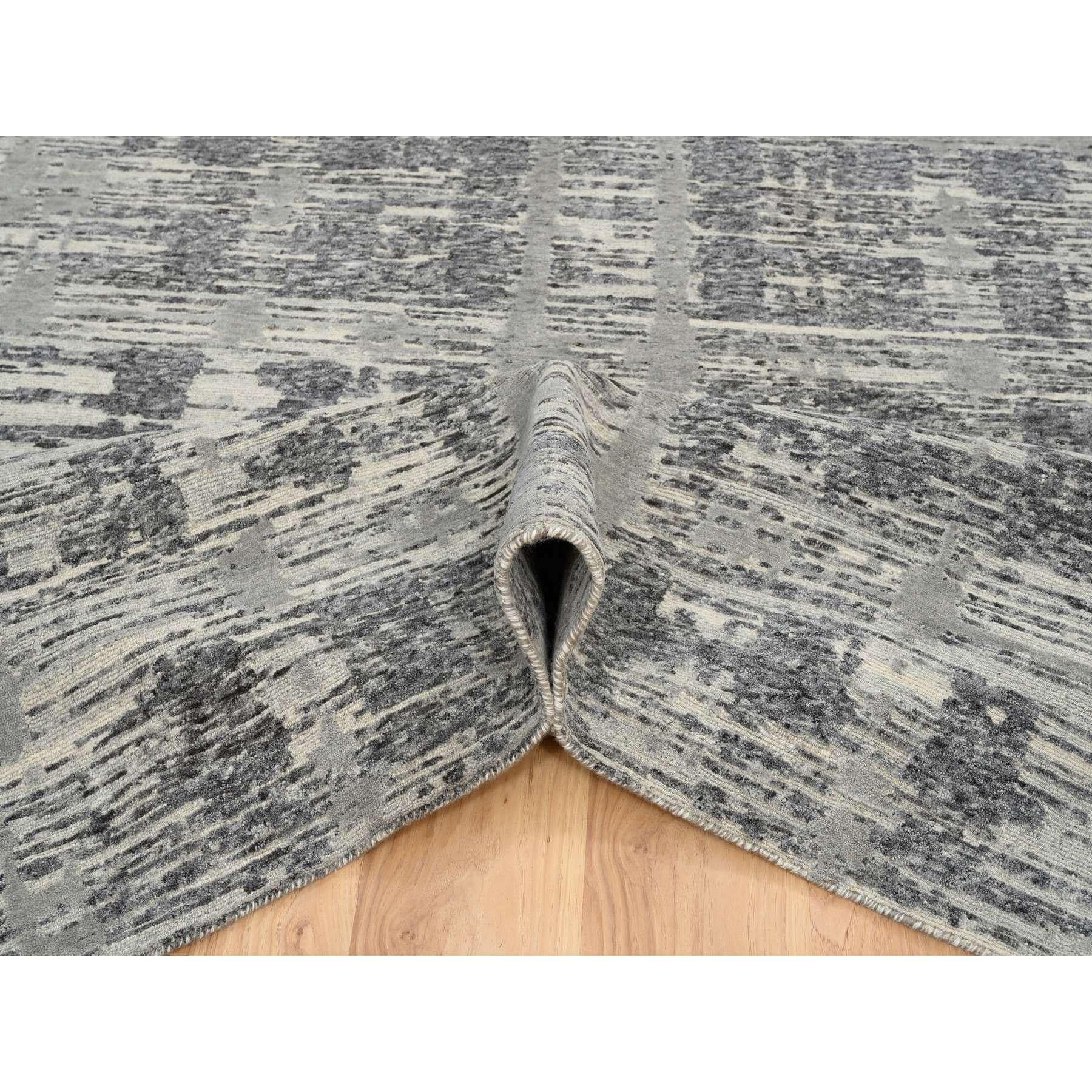 Tappeto orientale grigio chiaro dal design moderno in lana naturale annodato a mano 9'2