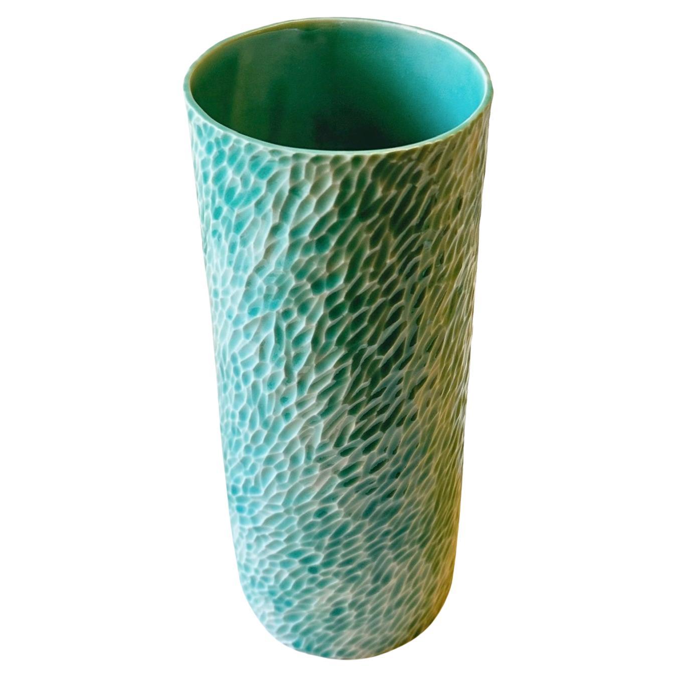 Grand vase en porcelaine sculptée Greene 
Greene