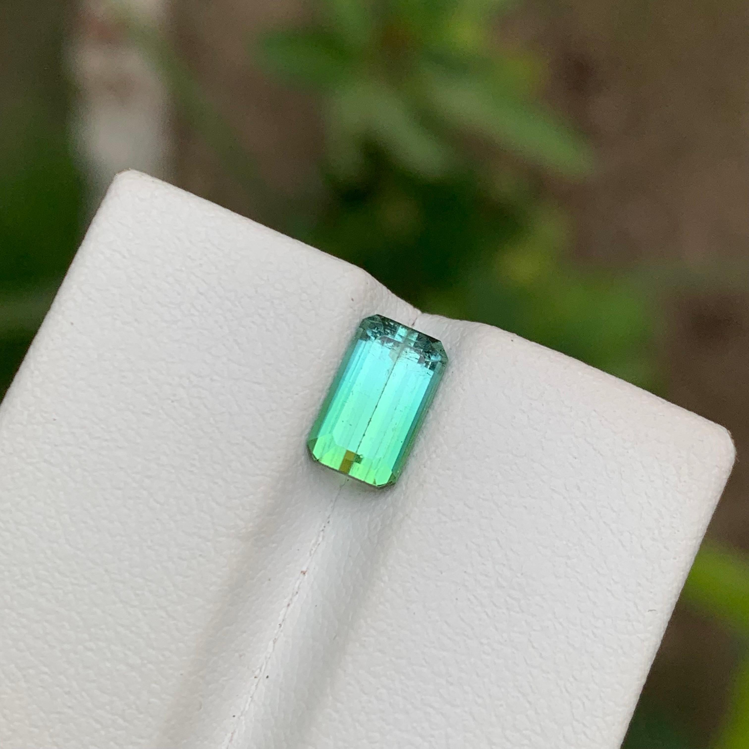 Lights & Light Neon Blue Tourmaline Ring Gemstone 1.70 Ct Jewelry en vente 2