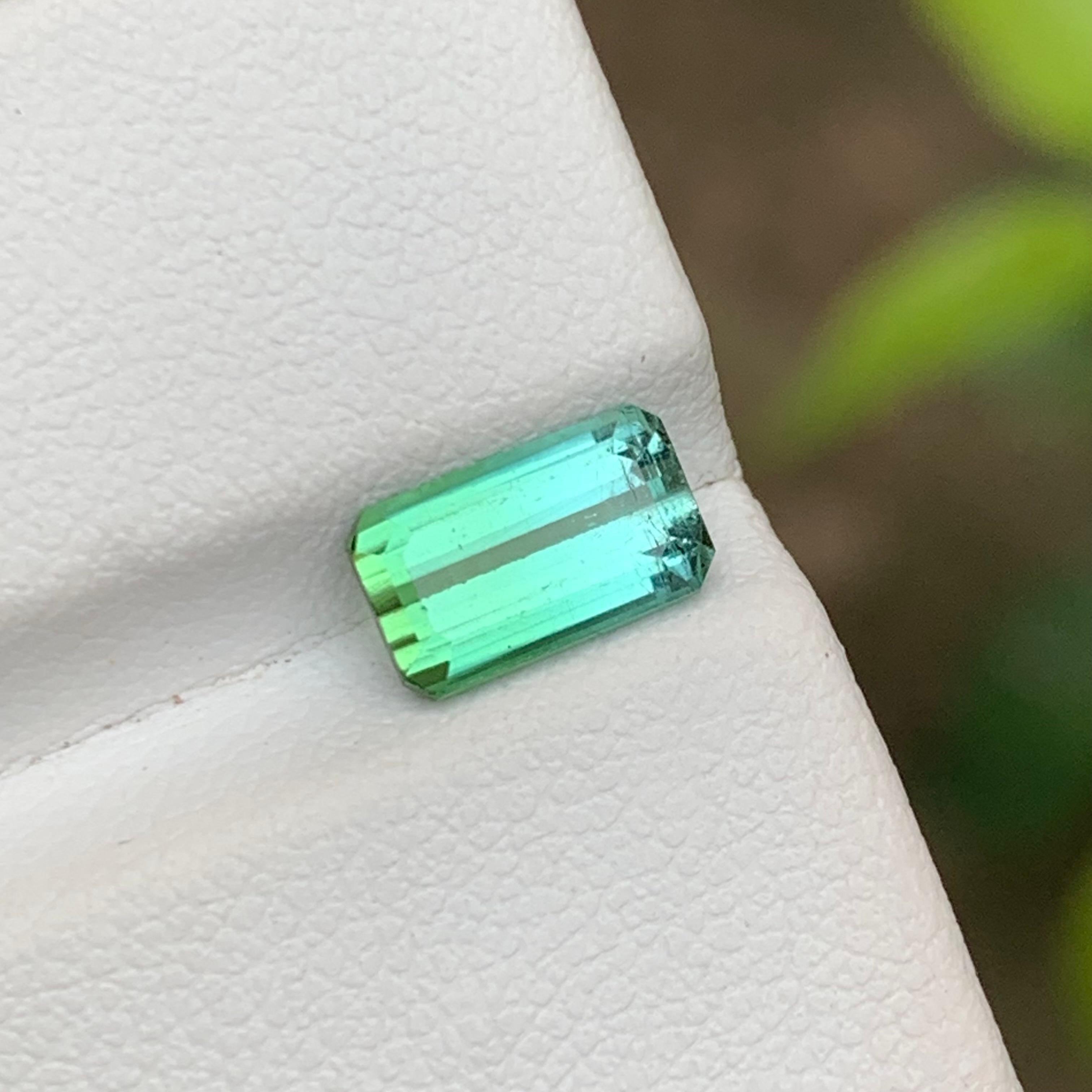Lights & Light Neon Blue Tourmaline Ring Gemstone 1.70 Ct Jewelry en vente 3