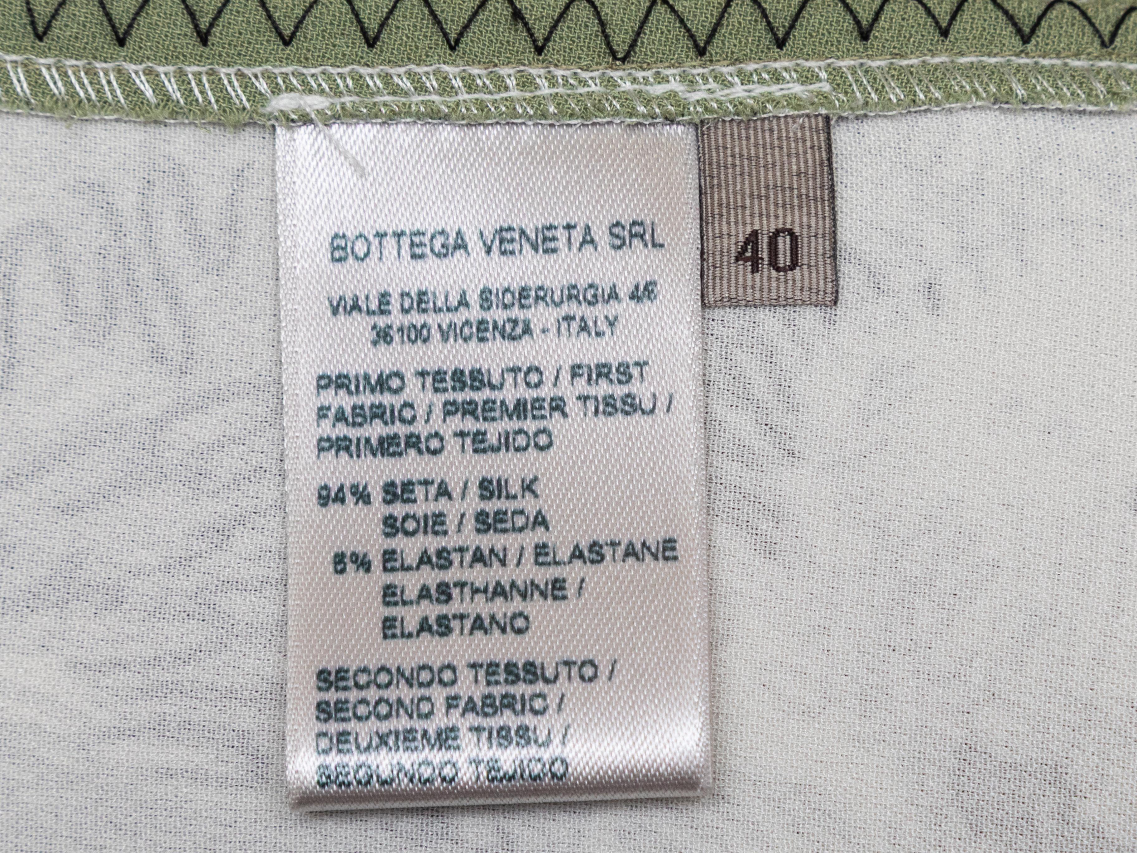 Women's Light Green & Multicolor Bottega Veneta Silk Floral Print Dress Size IT 40 For Sale