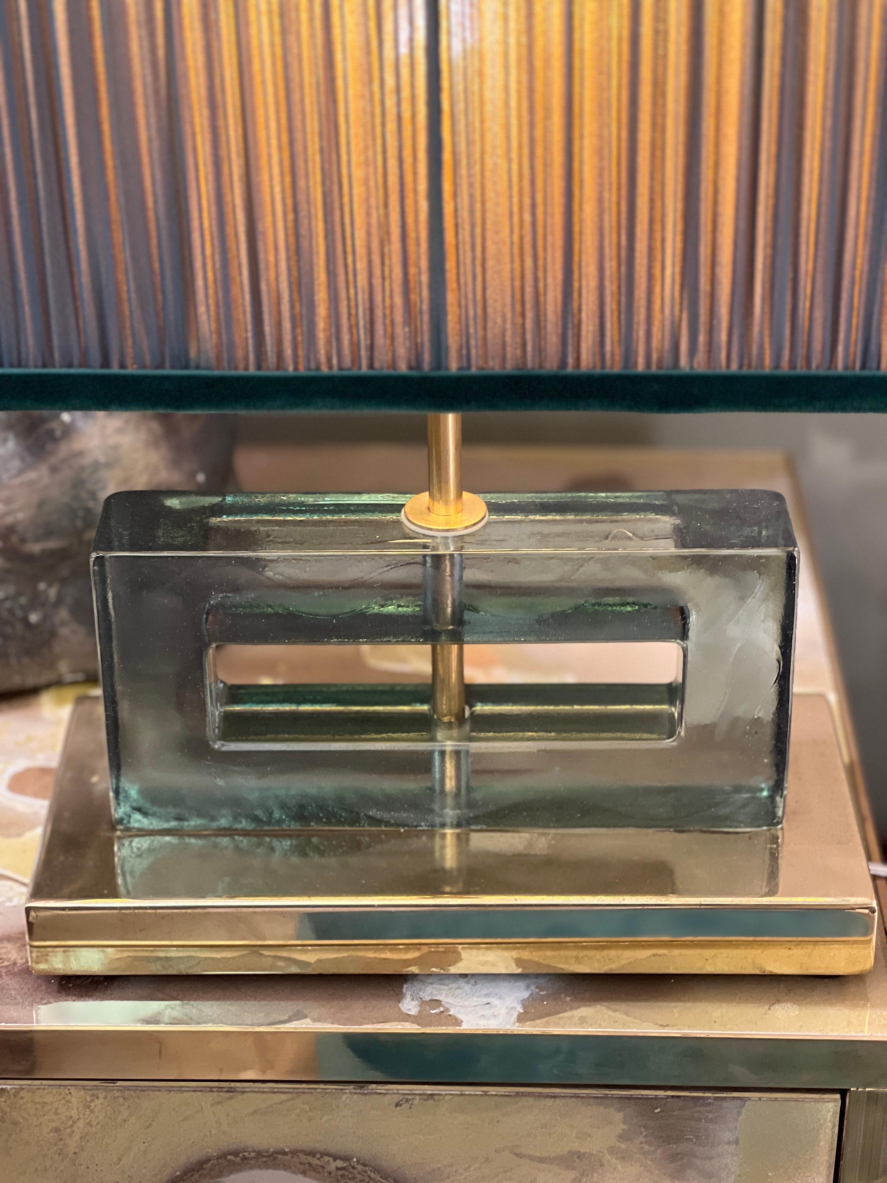 Lámparas de bloques de cristal de Murano verde claro con nuestras pantallas a juego, años 70 en venta 3