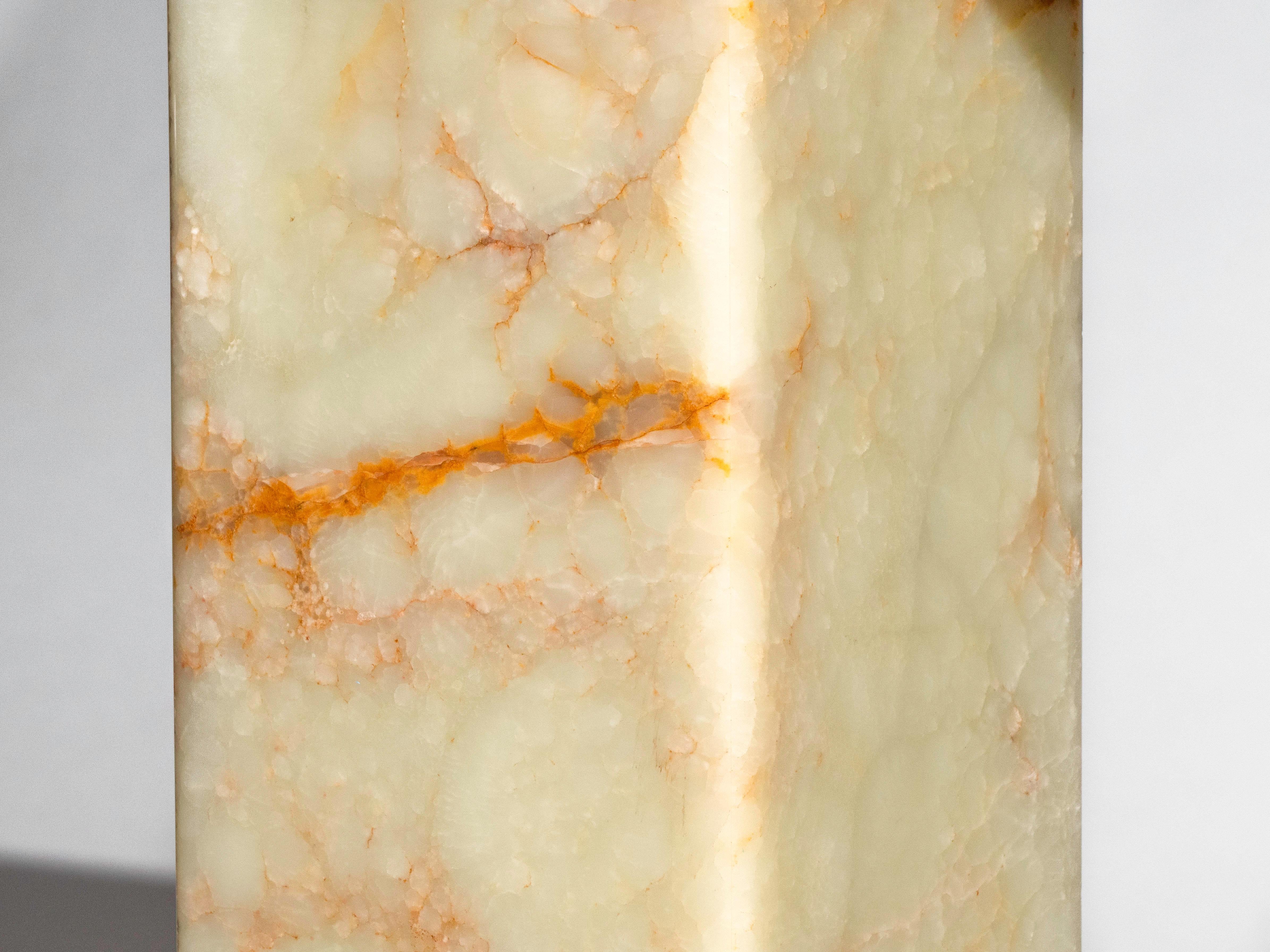 Light Green Onyx Pedestal Table,  1970's In Good Condition For Sale In Los Angeles, CA
