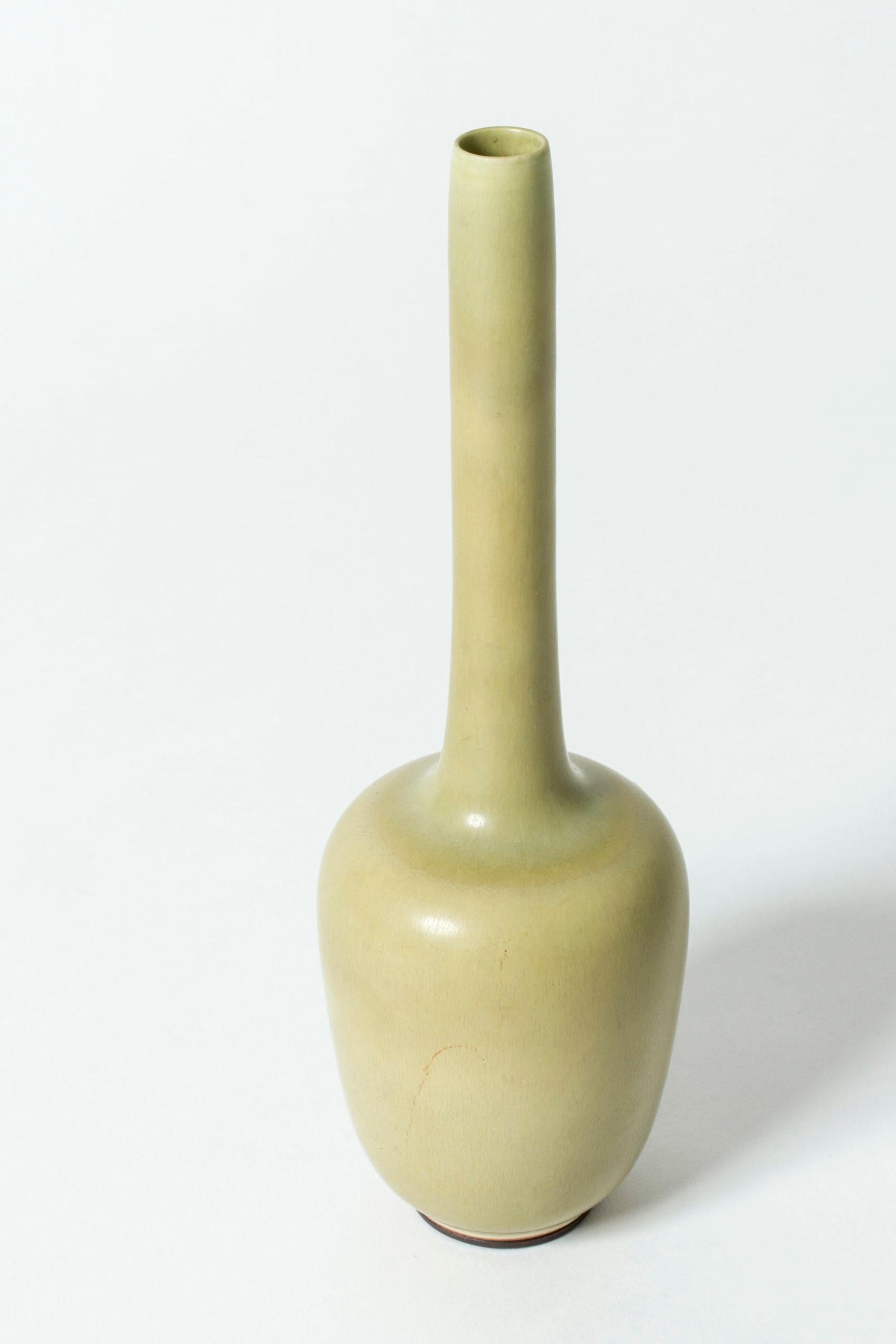 Scandinavian Modern Light Green Stoneware Vase by Berndt Friberg for Gustavsberg, Sweden, 1950s For Sale
