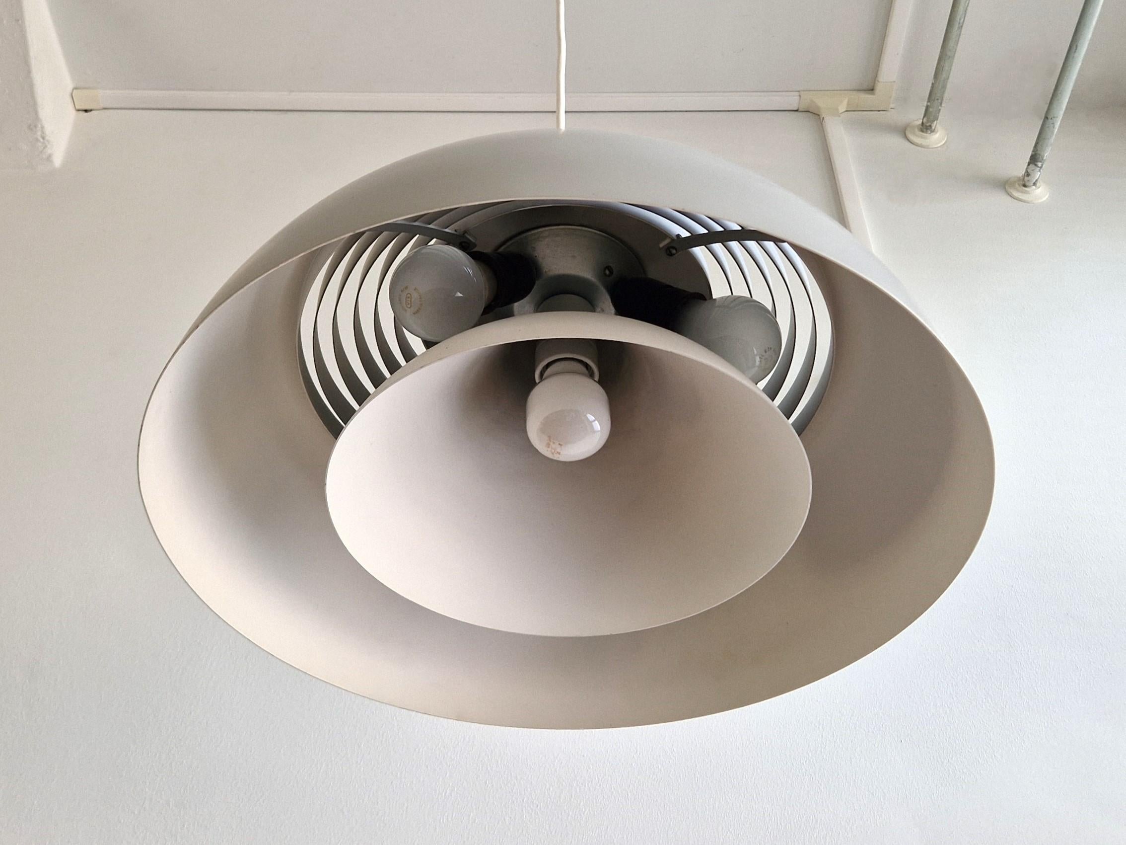 Danish Light grey 'AJ Royal' pendant lamp by Arne Jacobsen for Louis Poulsen For Sale
