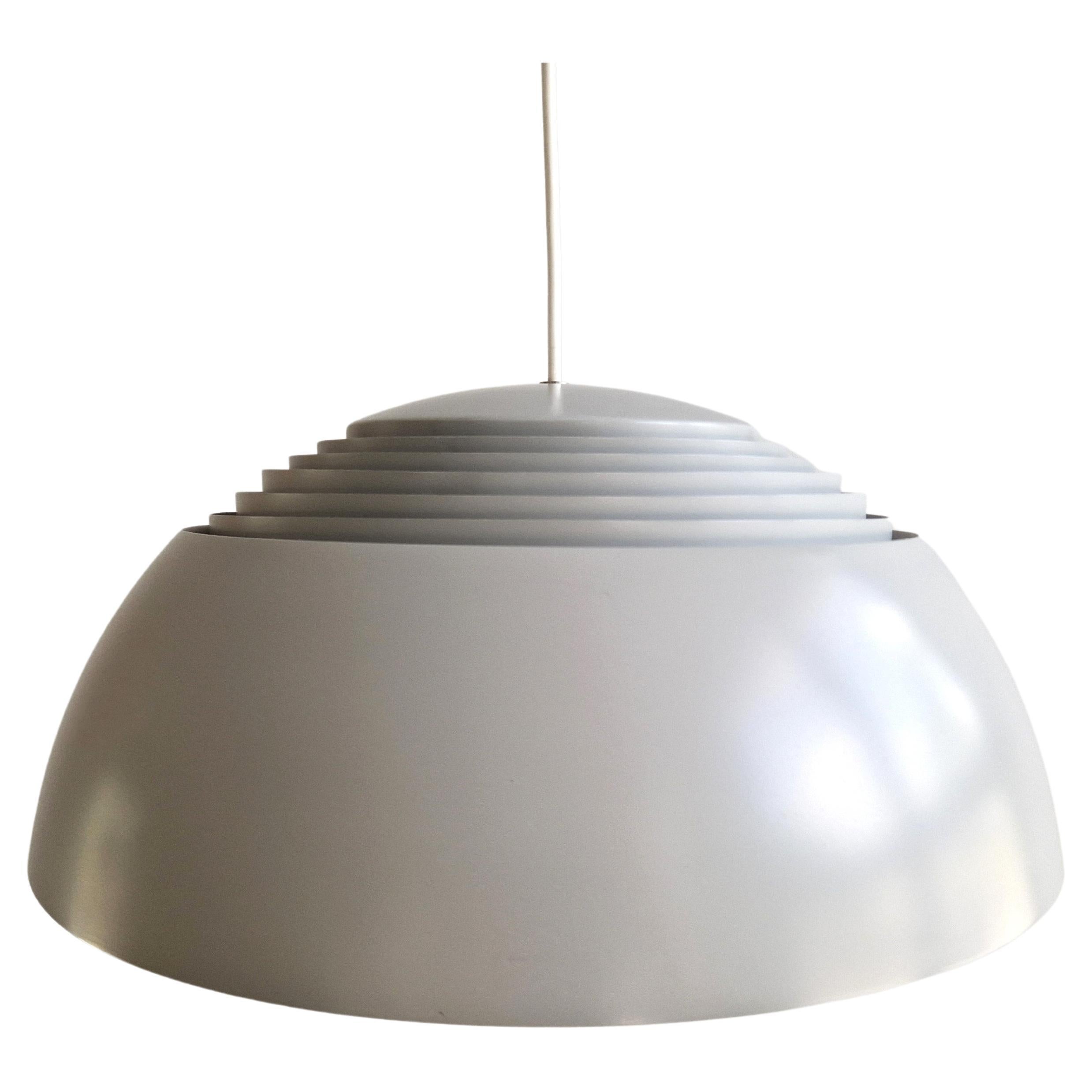 Light grey 'AJ Royal' pendant lamp by Arne Jacobsen for Sale at
