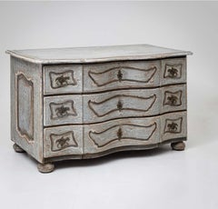 Cassettone barocco grigio chiaro, 1760/1770 circa