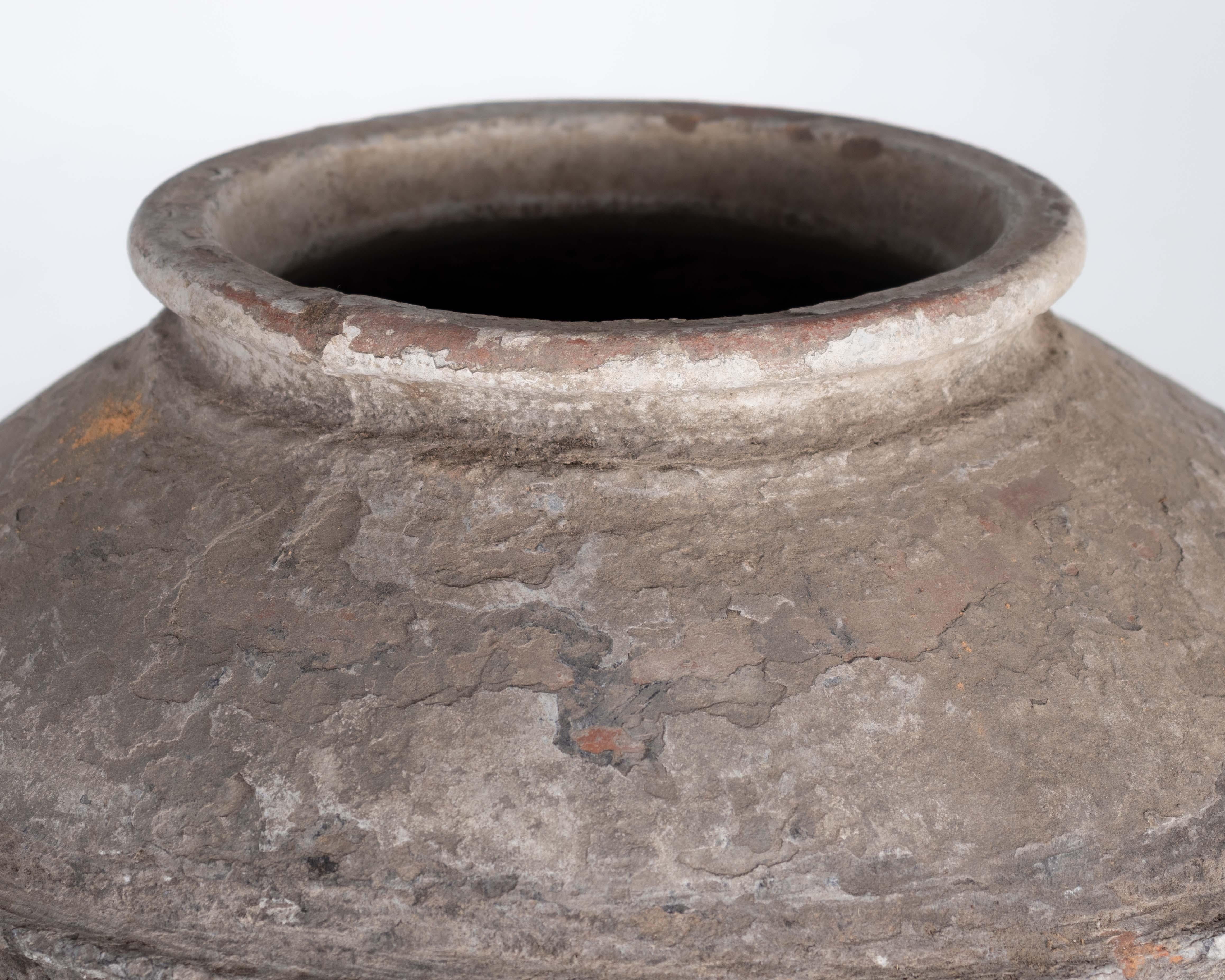 Unknown Light Grey Rustic Terracotta Pot