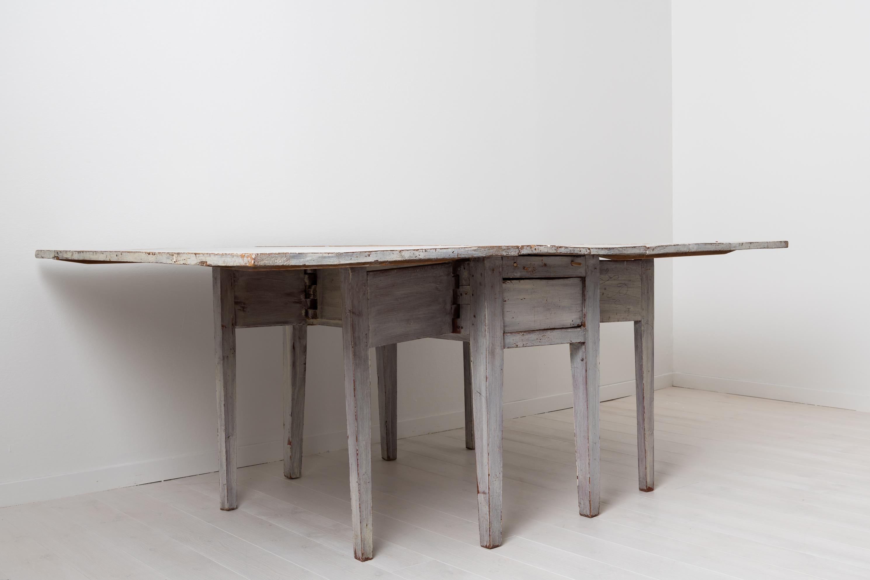 Pine Light Grey Swedish Neoclassical Dining Table For Sale