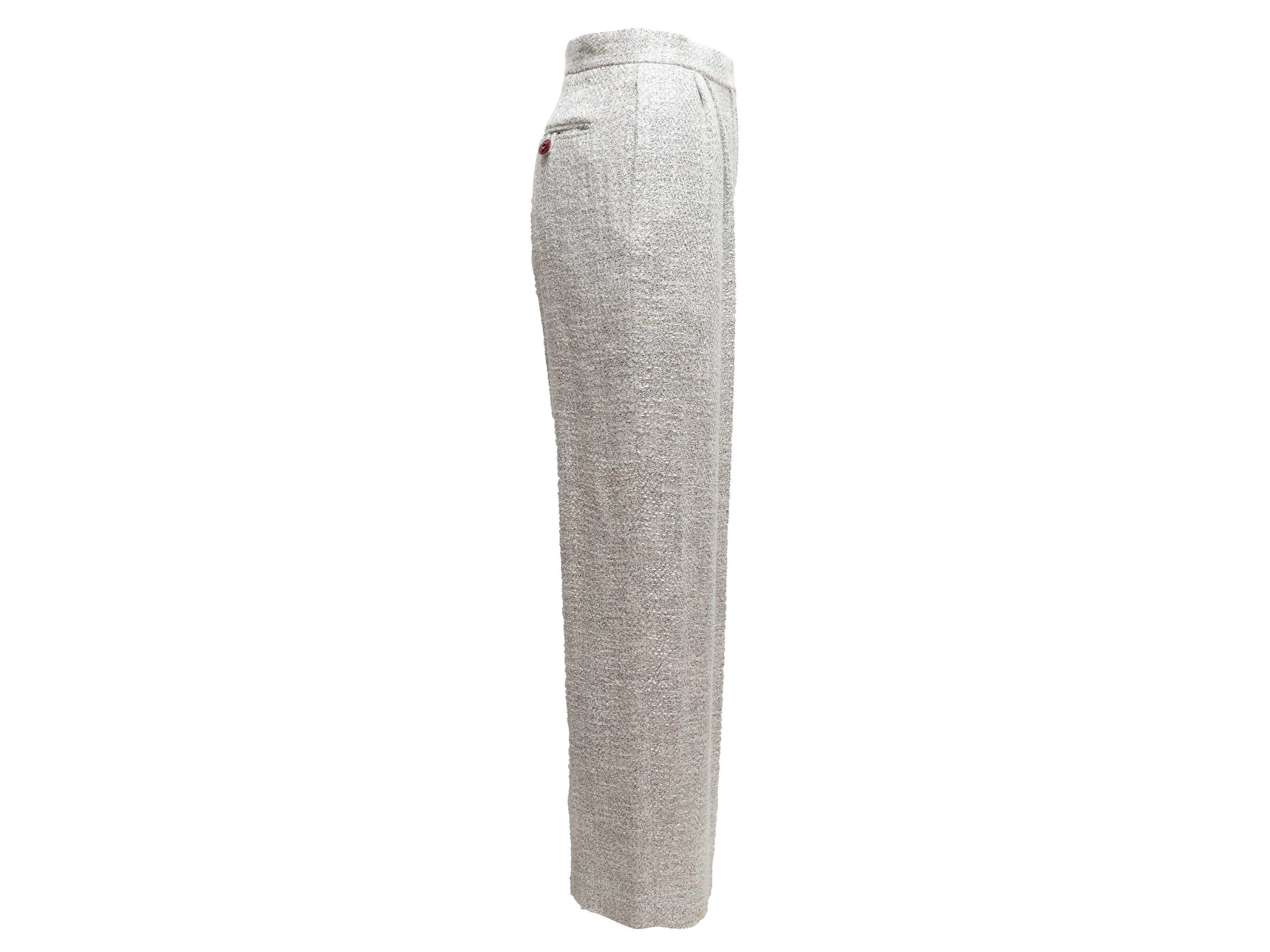Pantalon plissé à jambe droite The Row, gris clair Taille US 0 Bon état - En vente à New York, NY