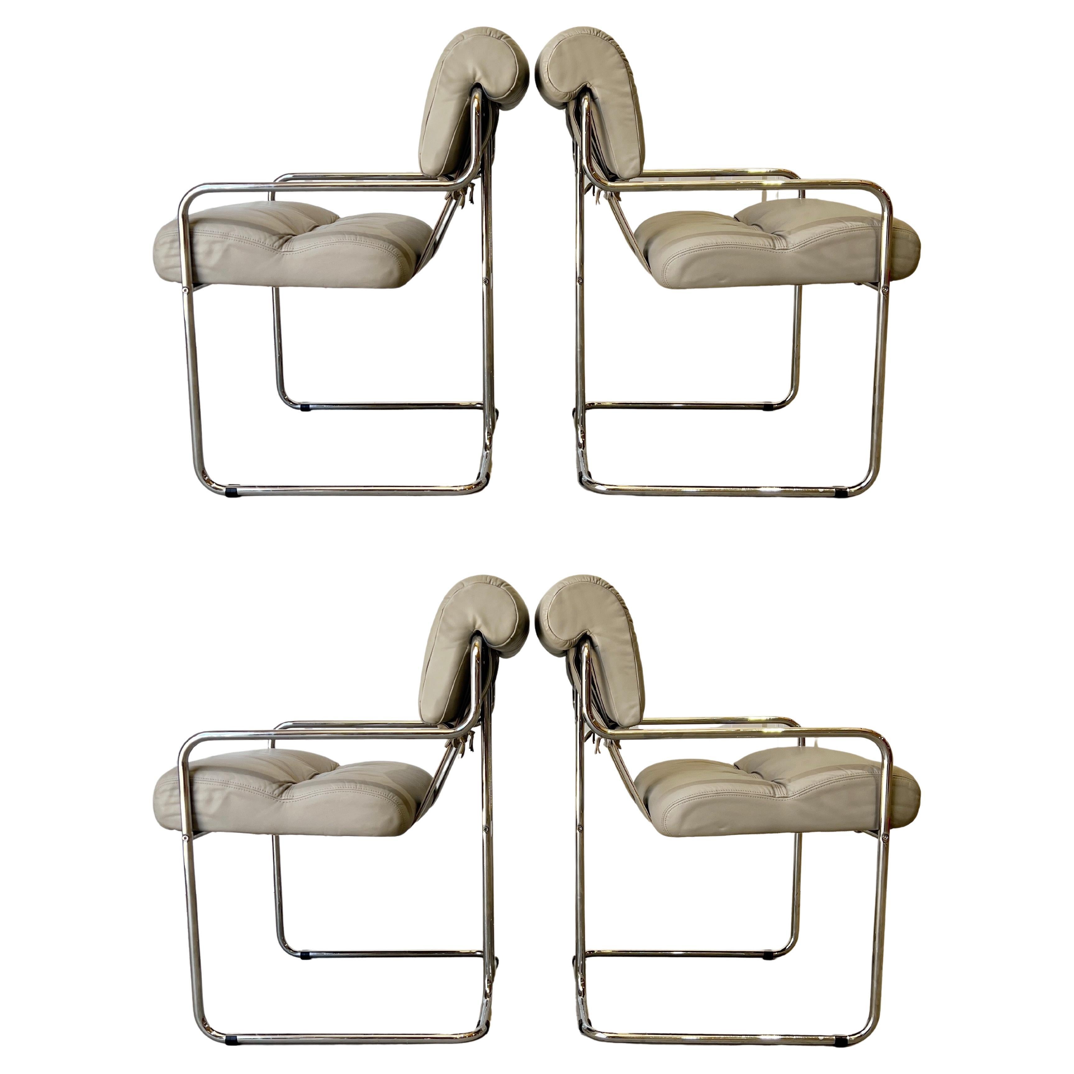 Hellgraue
Tucroma
Stühle von Guido Faleschini für i4 Mariani, 1980er Jahre, signiert