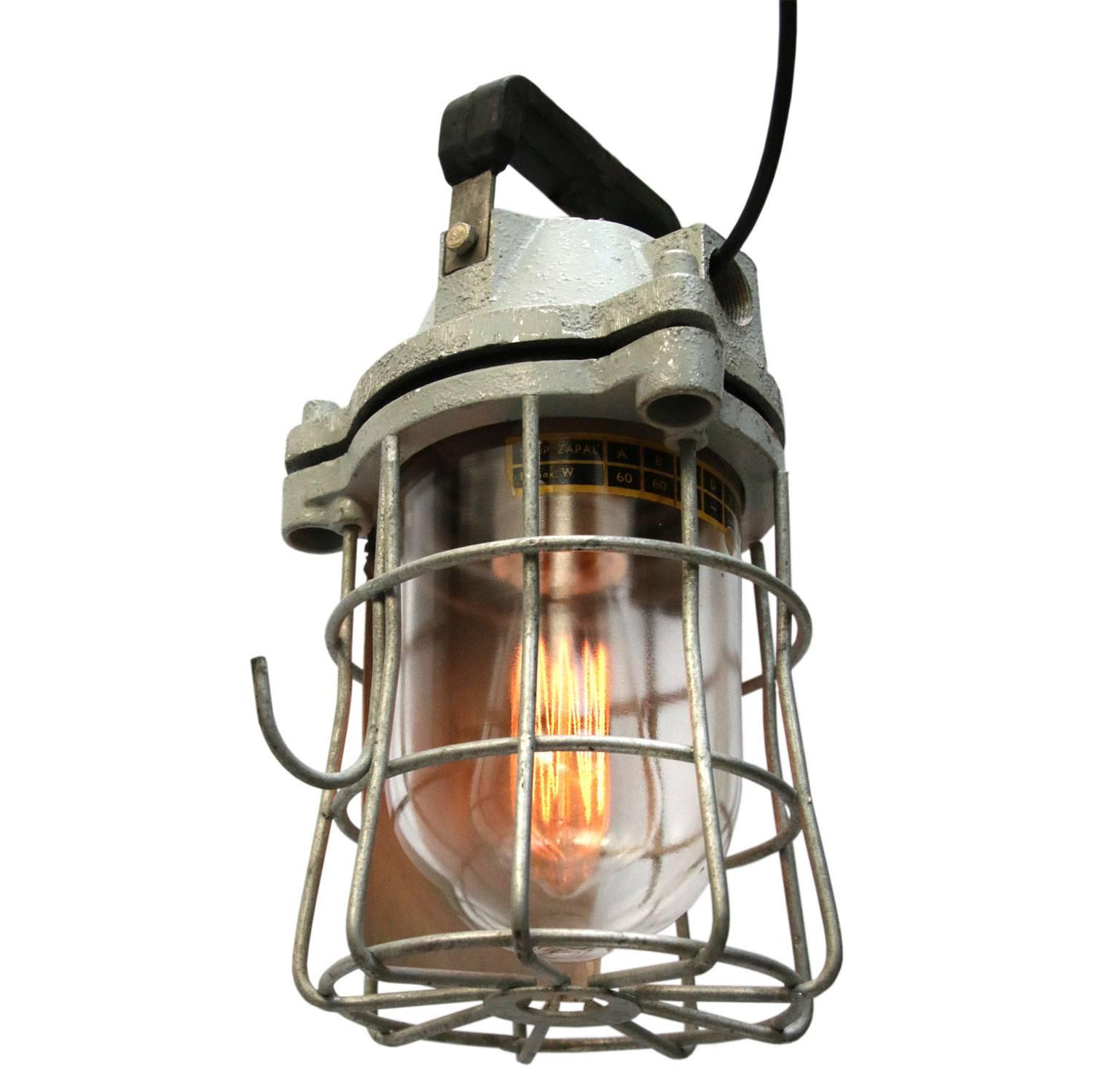 cage pendant light