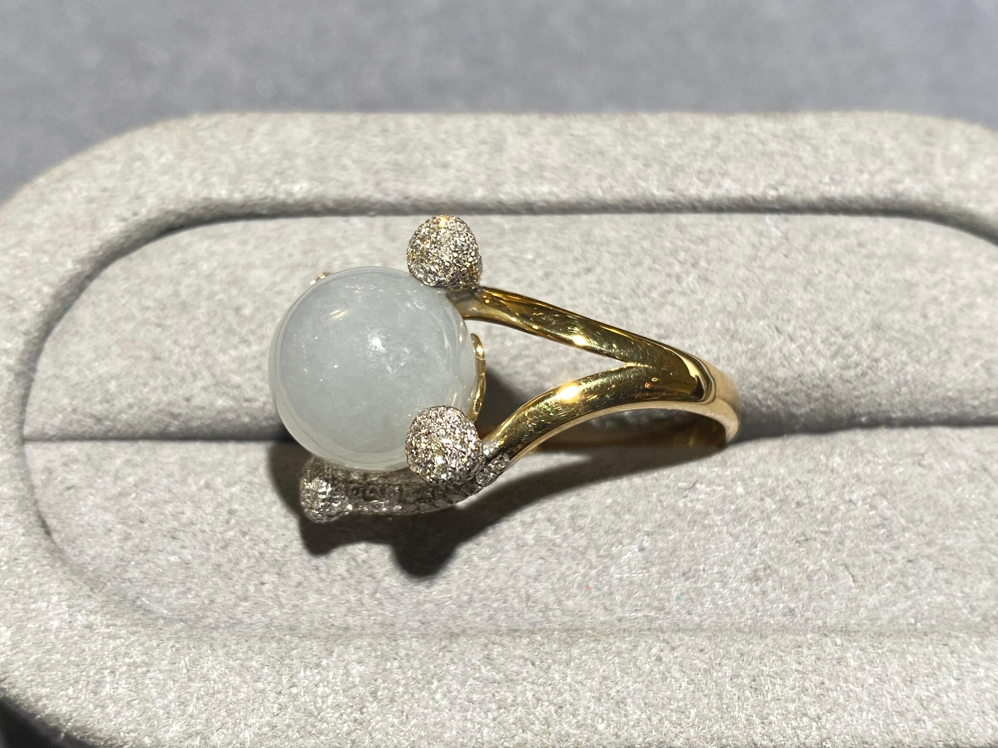 Bead Light Lavender Color Type A Jadeite and Diamond Ring in 18k Yellow Gold For Sale