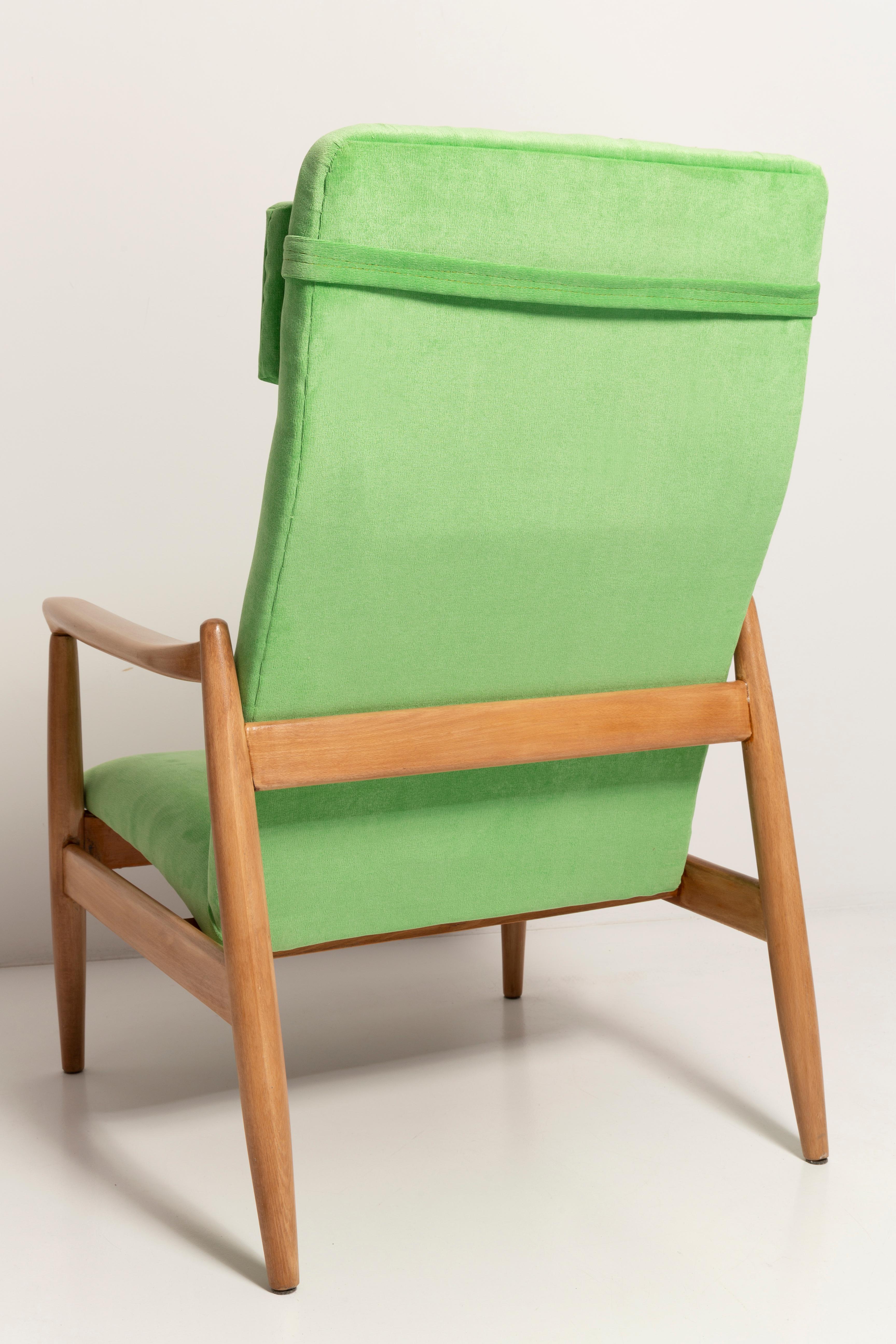 Light Lime Green Velvet Armchair, GFM-64 High, Edmund Homa, 1960s For Sale 5