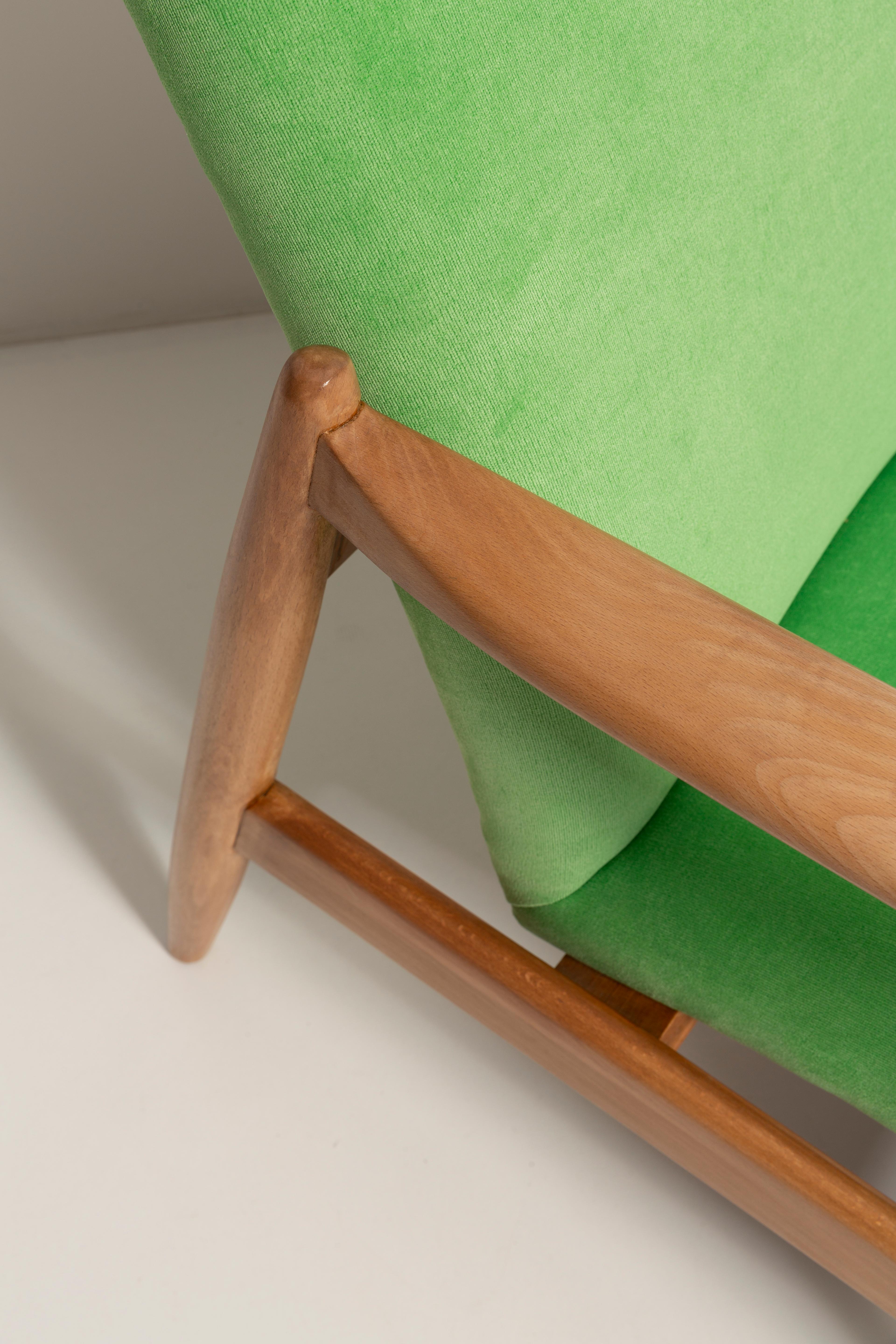 Sillón de terciopelo verde lima claro, alto GFM-64, Edmund Homa, años 60 Moderno de mediados de siglo en venta
