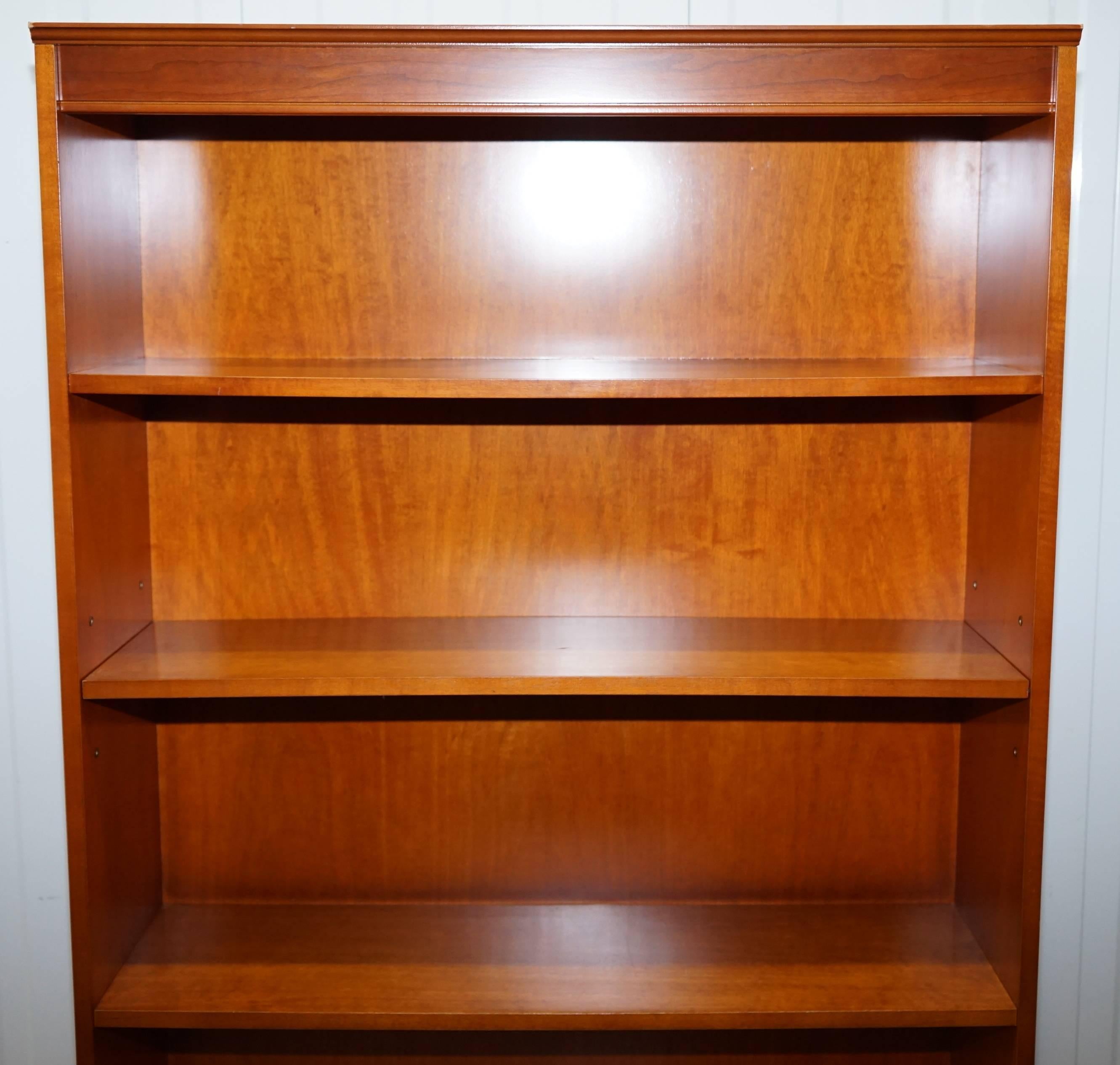 Hand-Crafted Light Mahogany Handmade in England Vintage Beresford & Hicks Library Bookcase