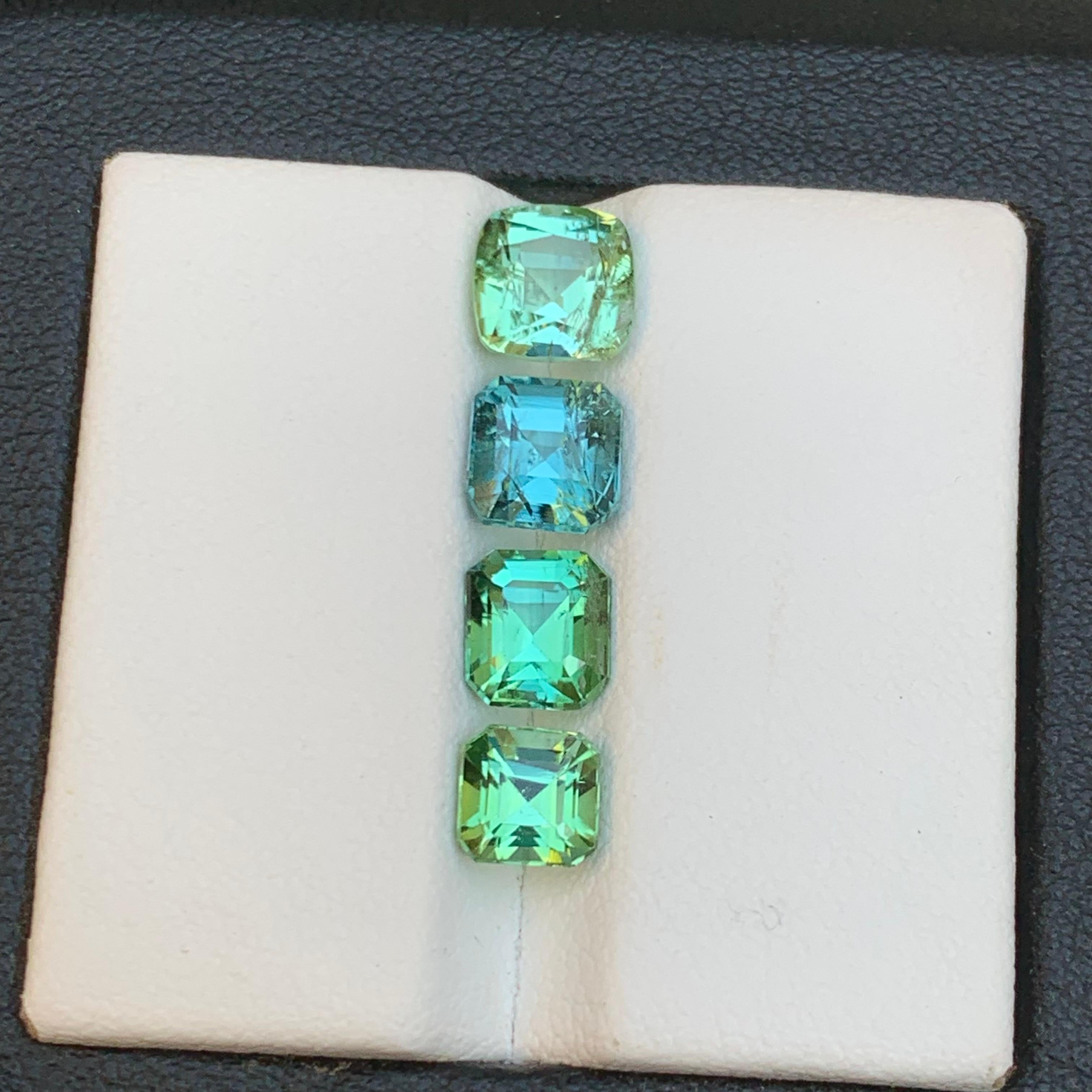 Light Mint Green & a Blue Natural Tourmaline Gemstones Lot 4.70 Ct for Jewelry For Sale 1