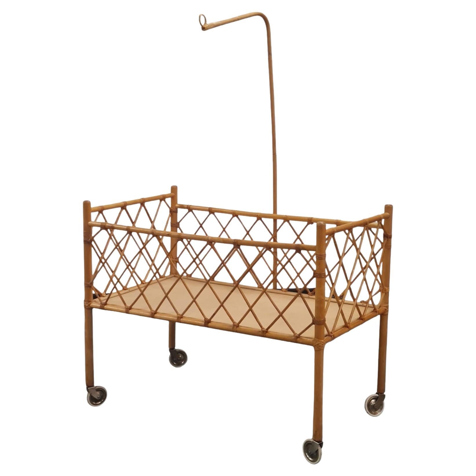 Light Mobile Vintage Finnish Baby Bed / Cot in Cane & Rattan, 1960s