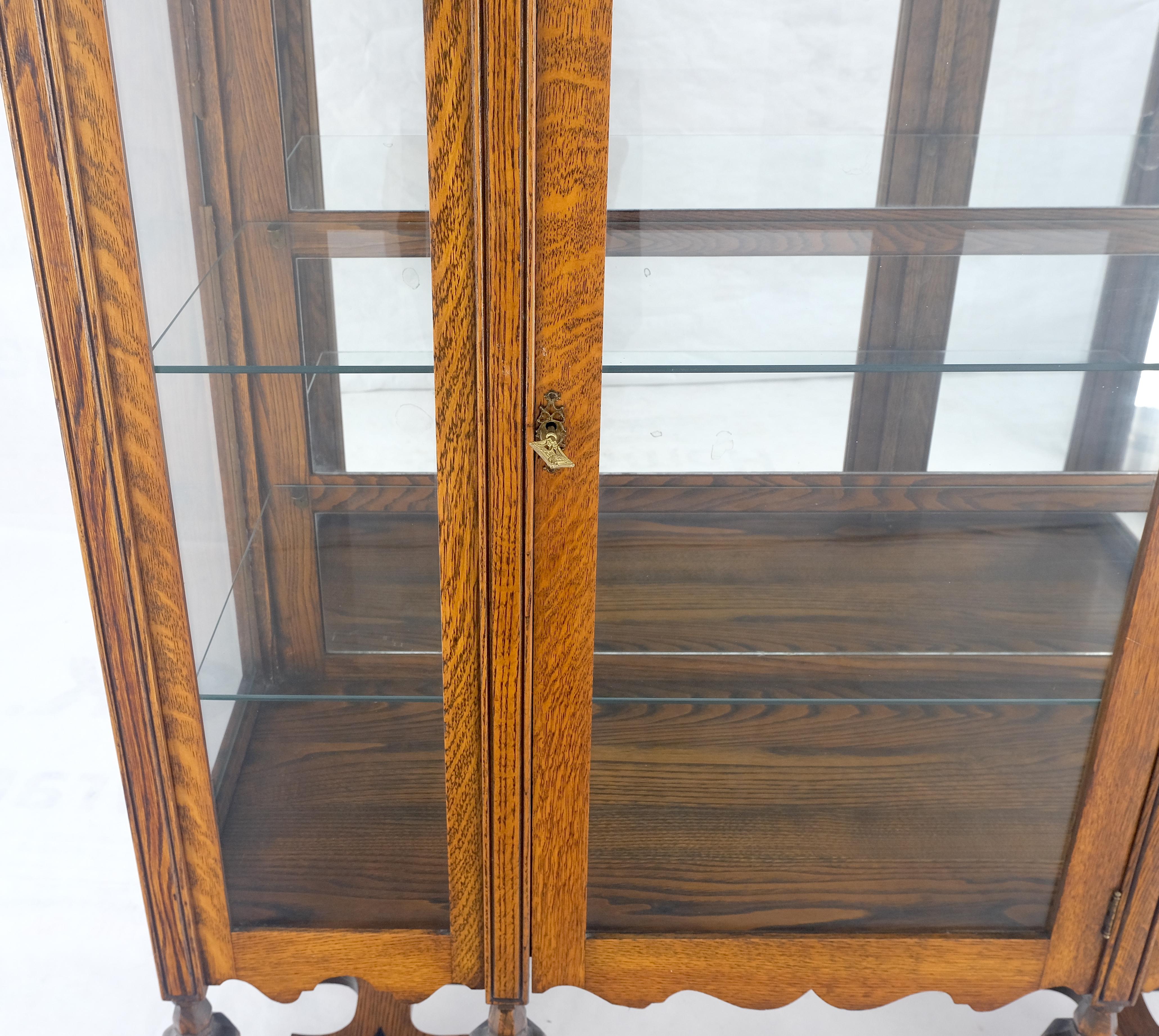 Light Oak Ball Feet Glass Doors Shelves China Curio Display Cabinet Brass Key  For Sale 4