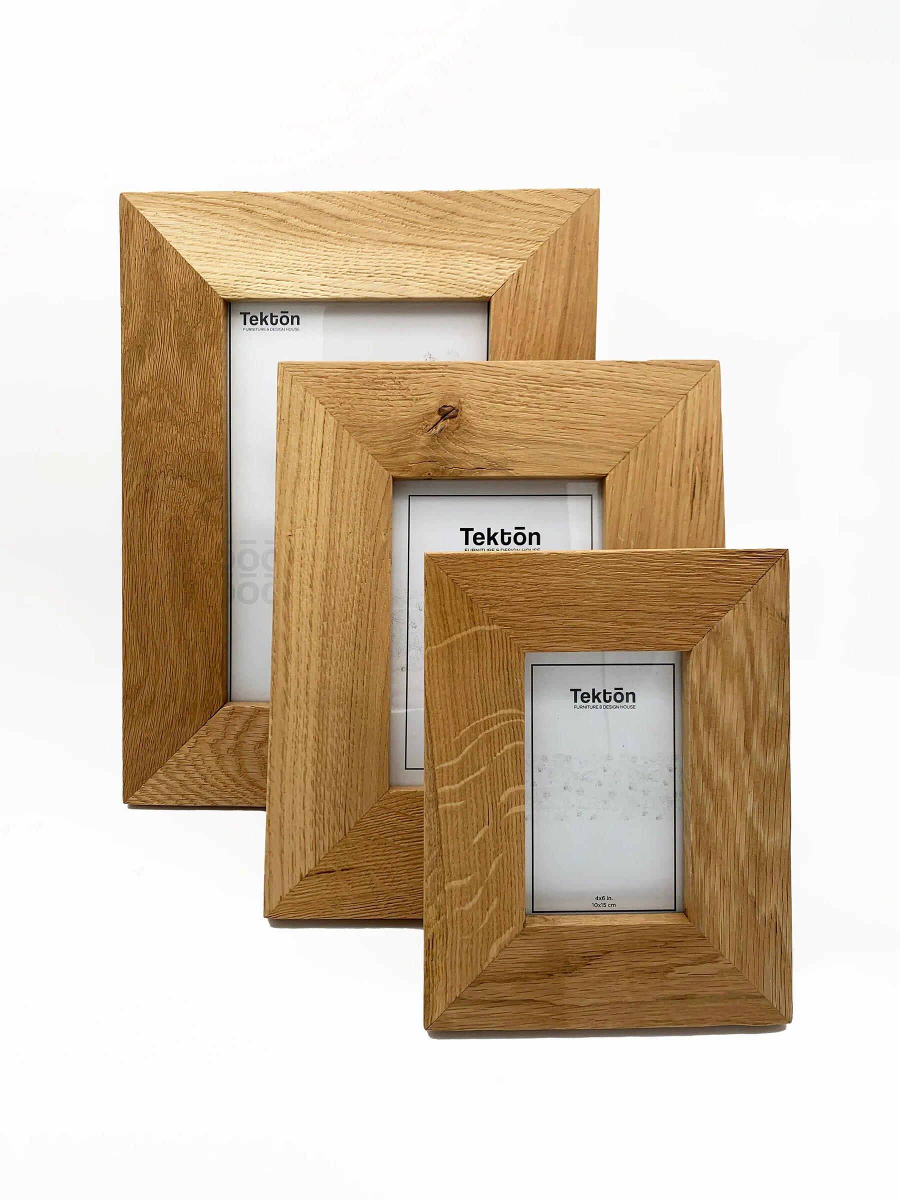 Our Oak Frames are a perfect blend of modern style and functionality. Crafted from eco-friendly oak and mahogany wood, this stunning piece is designed to stand the test of time. Enhance the look of your living space and make a statement with our Oak