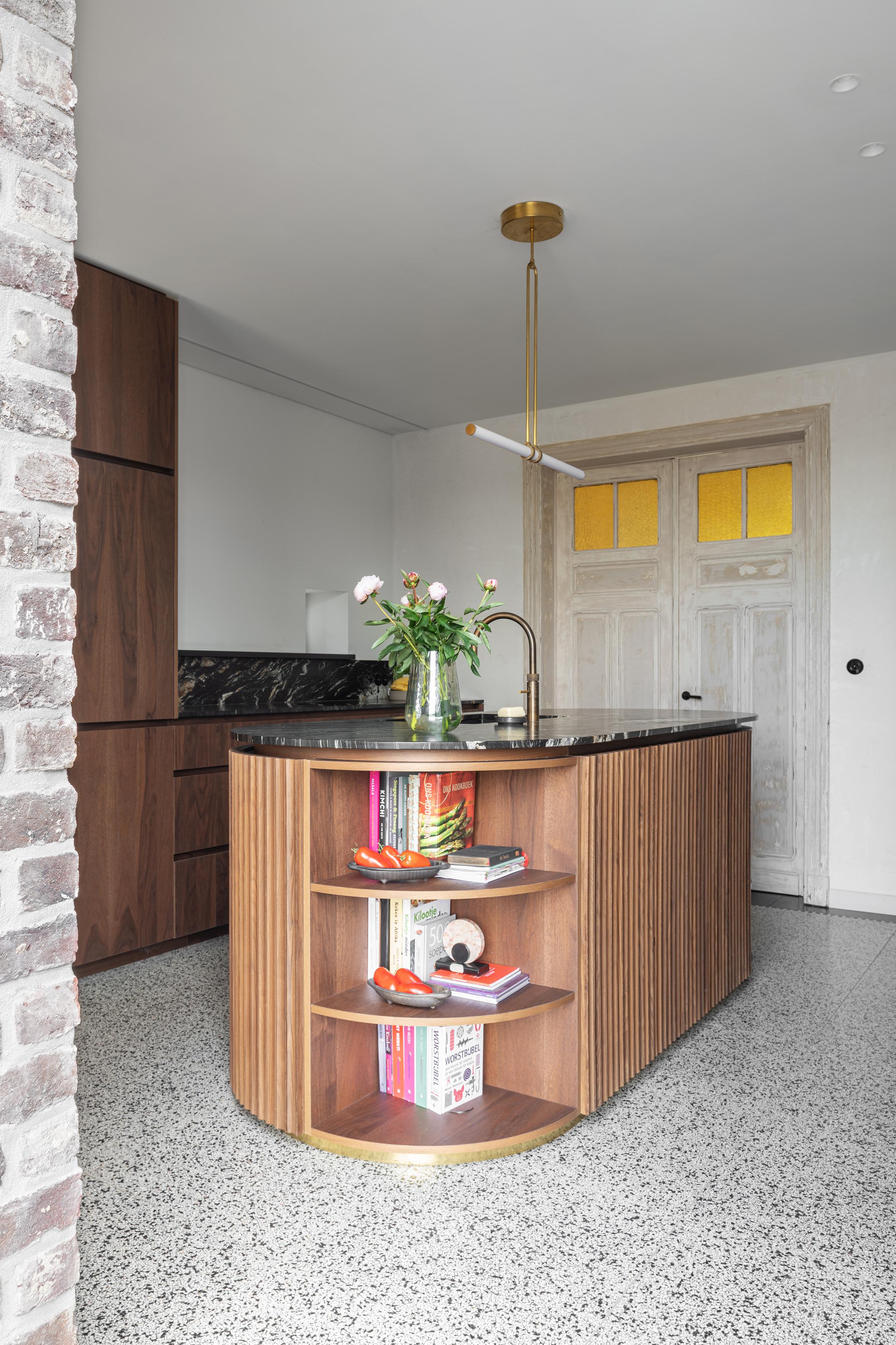 Oggetto luminoso 018 _  finitura nera in vendita 3