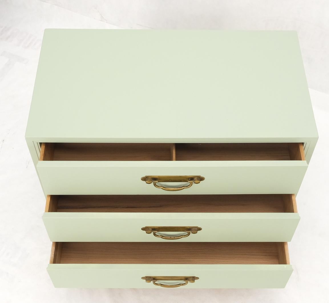 American Light Olive Lacquer Oriental Base Legs 3 Drawer Accent Dresser Bachelor Chest For Sale