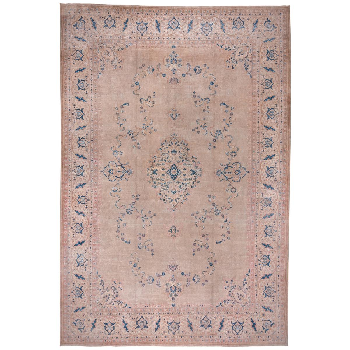 Light Palette Antique Sivas Carpet For Sale
