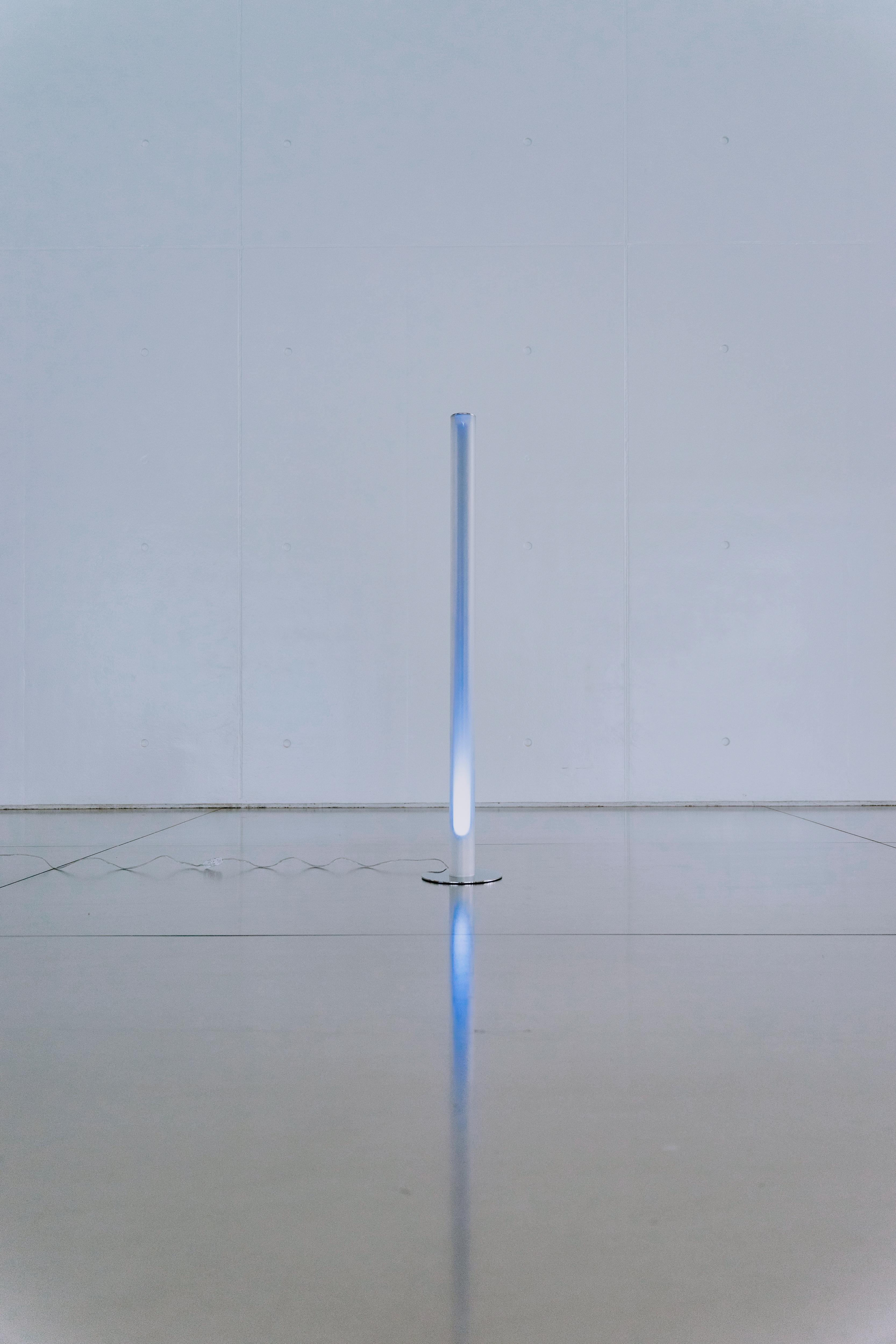 Light pillar floor light by Amber Dewaele
Dimensions: D 25 x W 25 x H 141 cm.
Materials: Acrylic and polished stainless steel.
Available with a frosted or clear Acrylic tube. Please contact us.

Light Pillar Floor Light
A floor light that