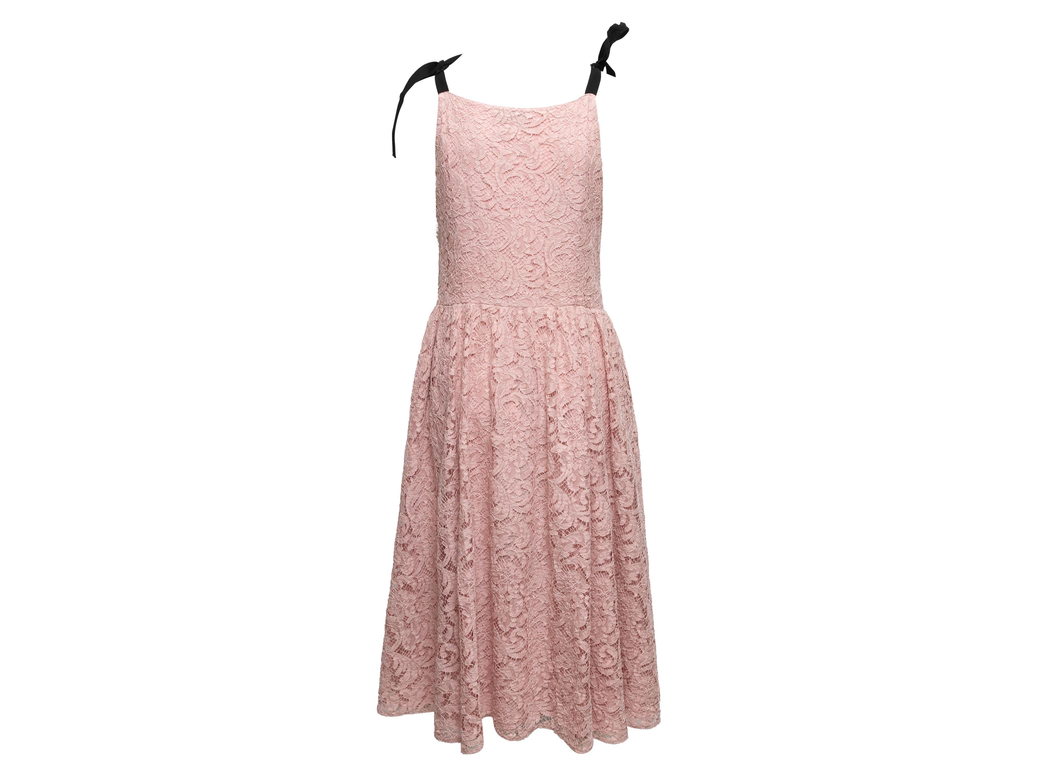 Light Pink & Black Prada Chantilly Lace Dress Size IT 46 For Sale 2
