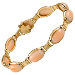 Vintage Light Pink Coral Tennis 18 Karat Yellow Gold Bracelet