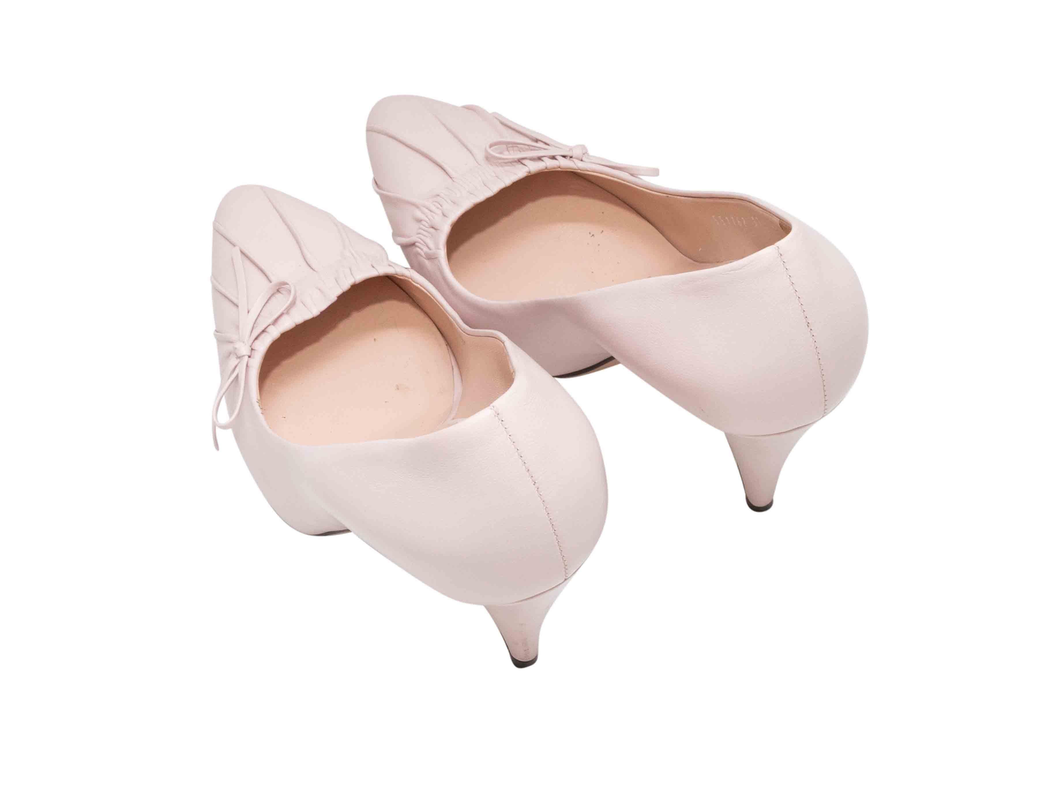 Beige Escarpins à bouts pointus et à nœuds rose Light Gucci Taille 37 en vente