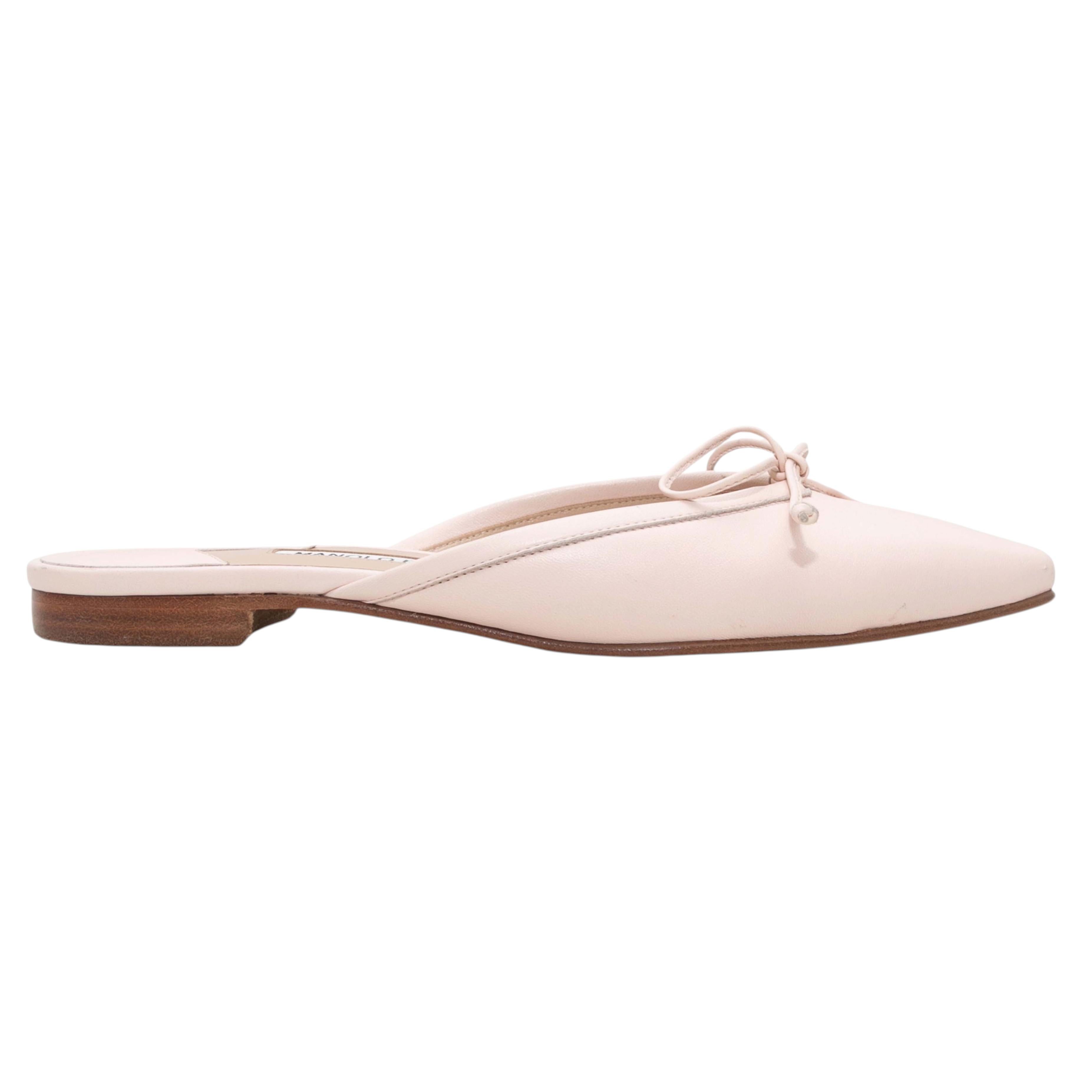 Mules de danse Manolo Blahnik rose pâle, taille 37