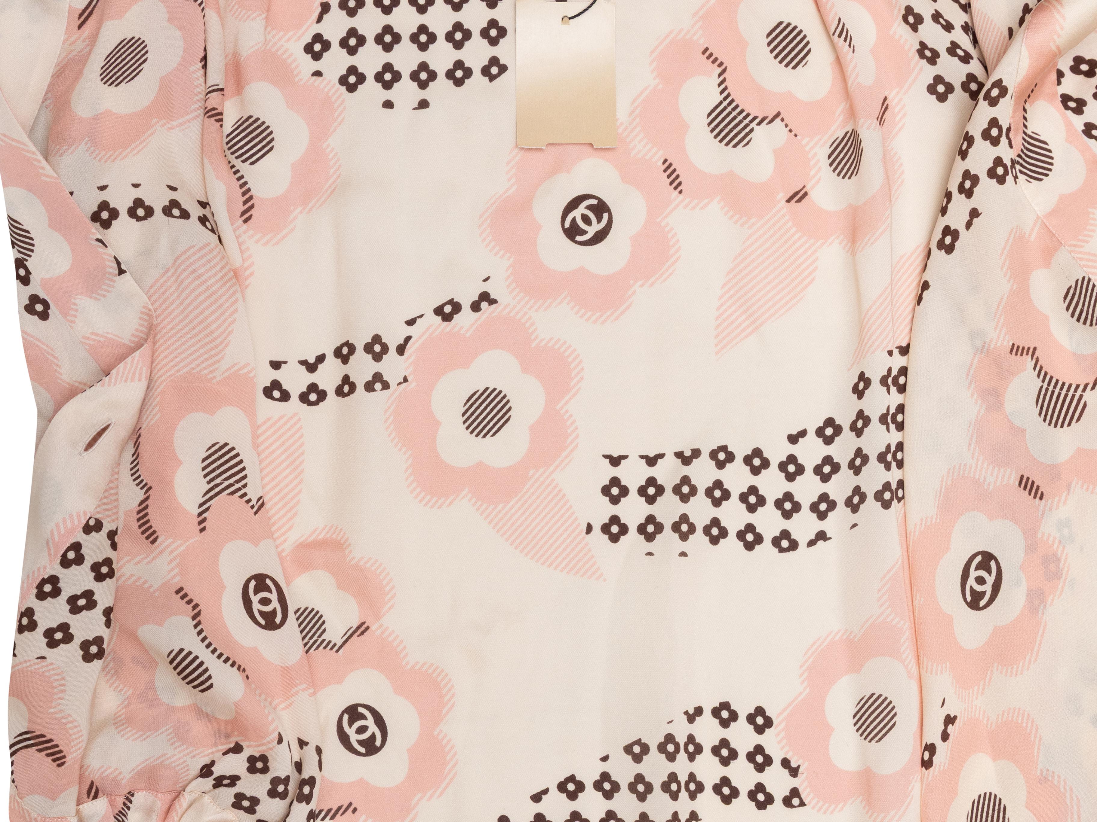 Hellrosa & Multicolor Chanel Seidenbluse mit Blumendruck Größe FR 36 Damen im Angebot