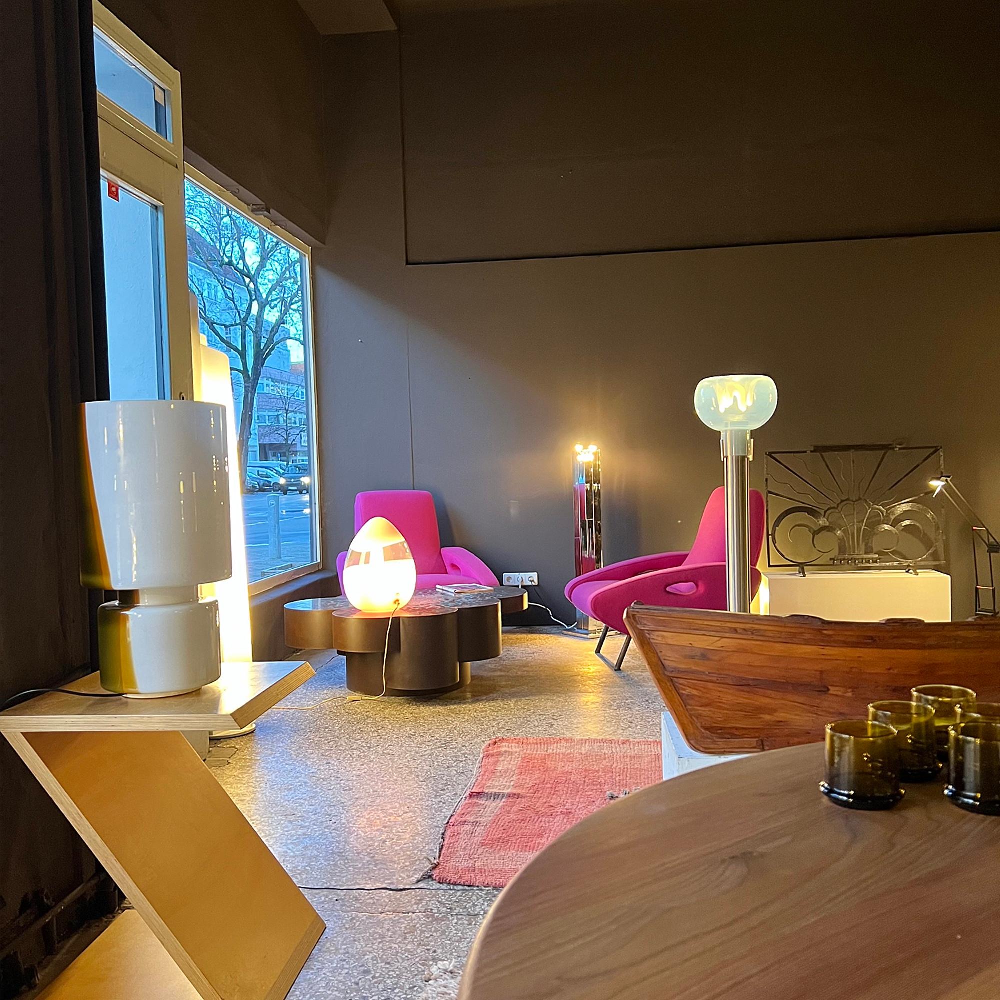 Lampe de table en verre de Murano rose clair, années 1970 4