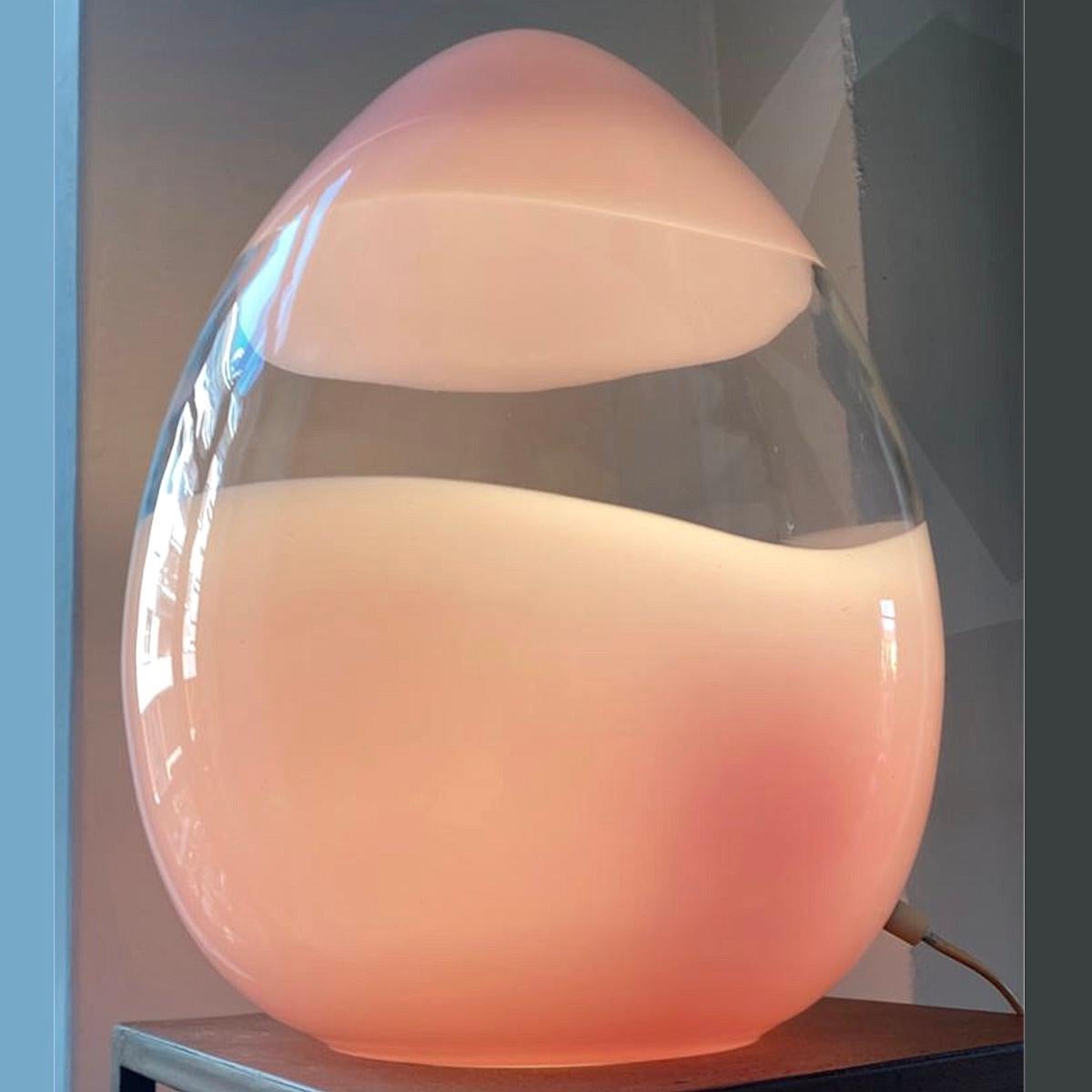 Light Pink Murano Glass table Lamp 1970´s In Good Condition In Berlin, DE