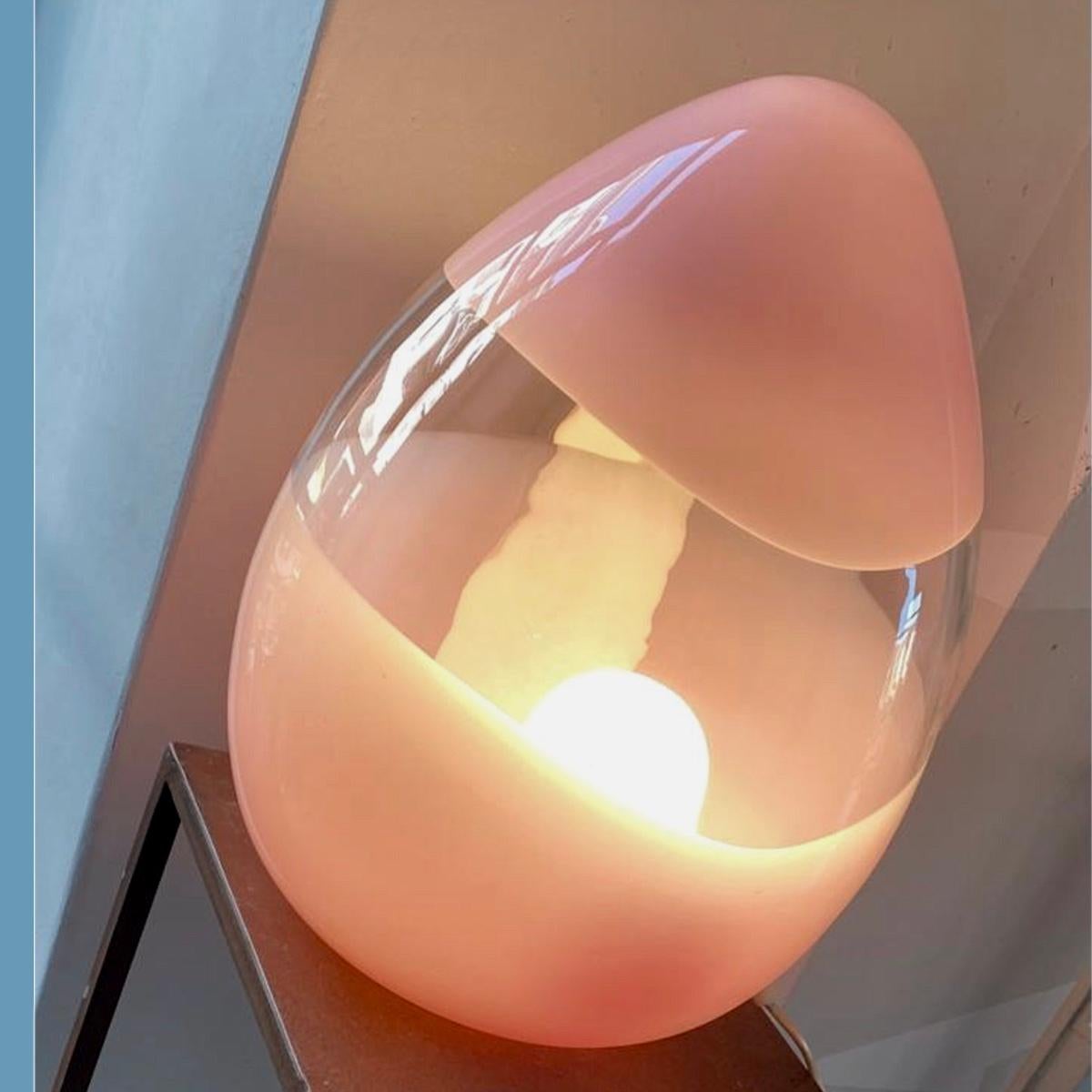 Lampe de table en verre de Murano rose clair, années 1970 3
