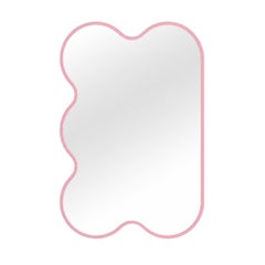 Specchio scultoreo rosa chiaro, specchio da parete asimmetrico Hvyli Q5 di oitoproducts